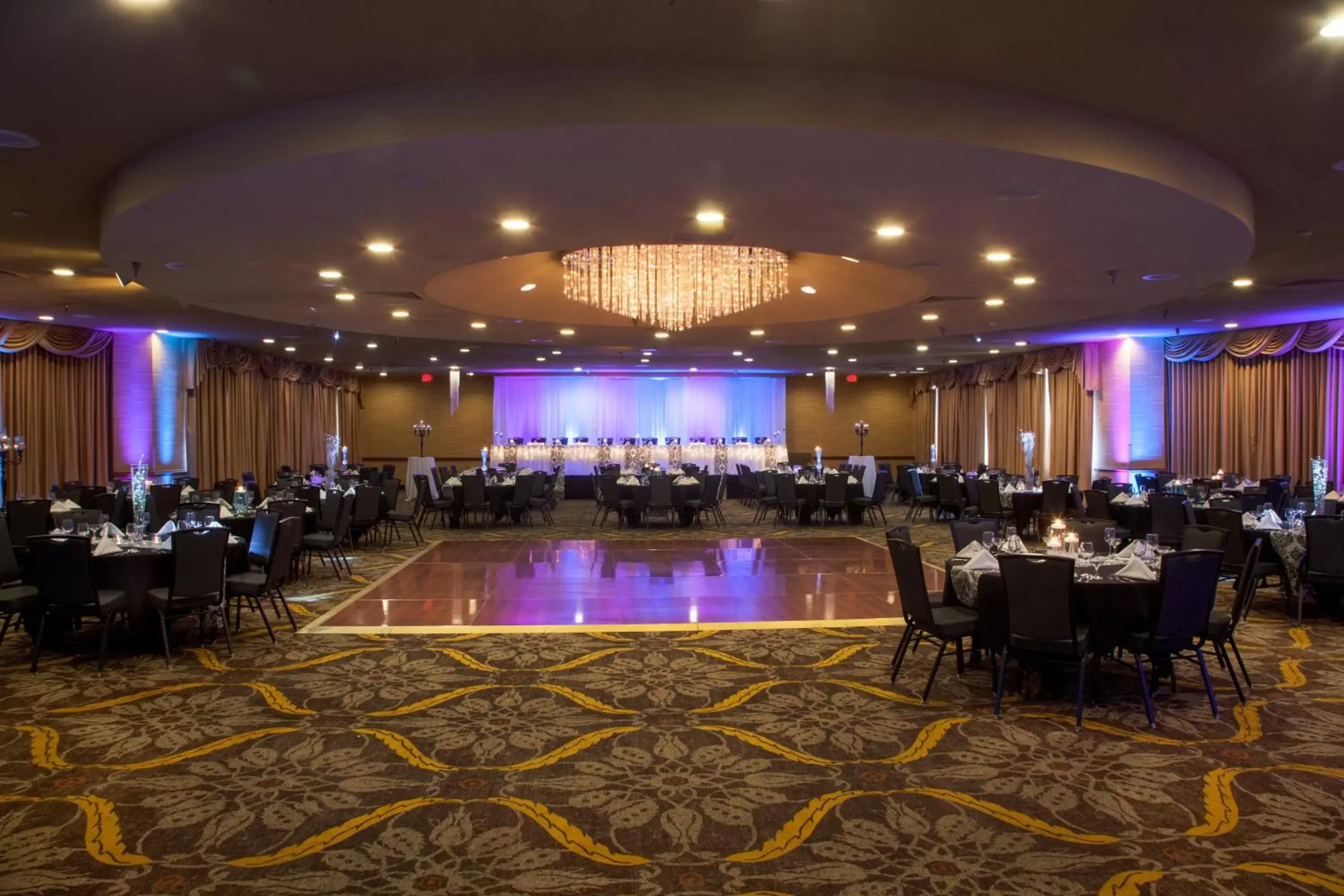 Banquet/Function facilities, Banquet Facilities in Holiday Inn Sioux Falls-City Center, an IHG Hotel