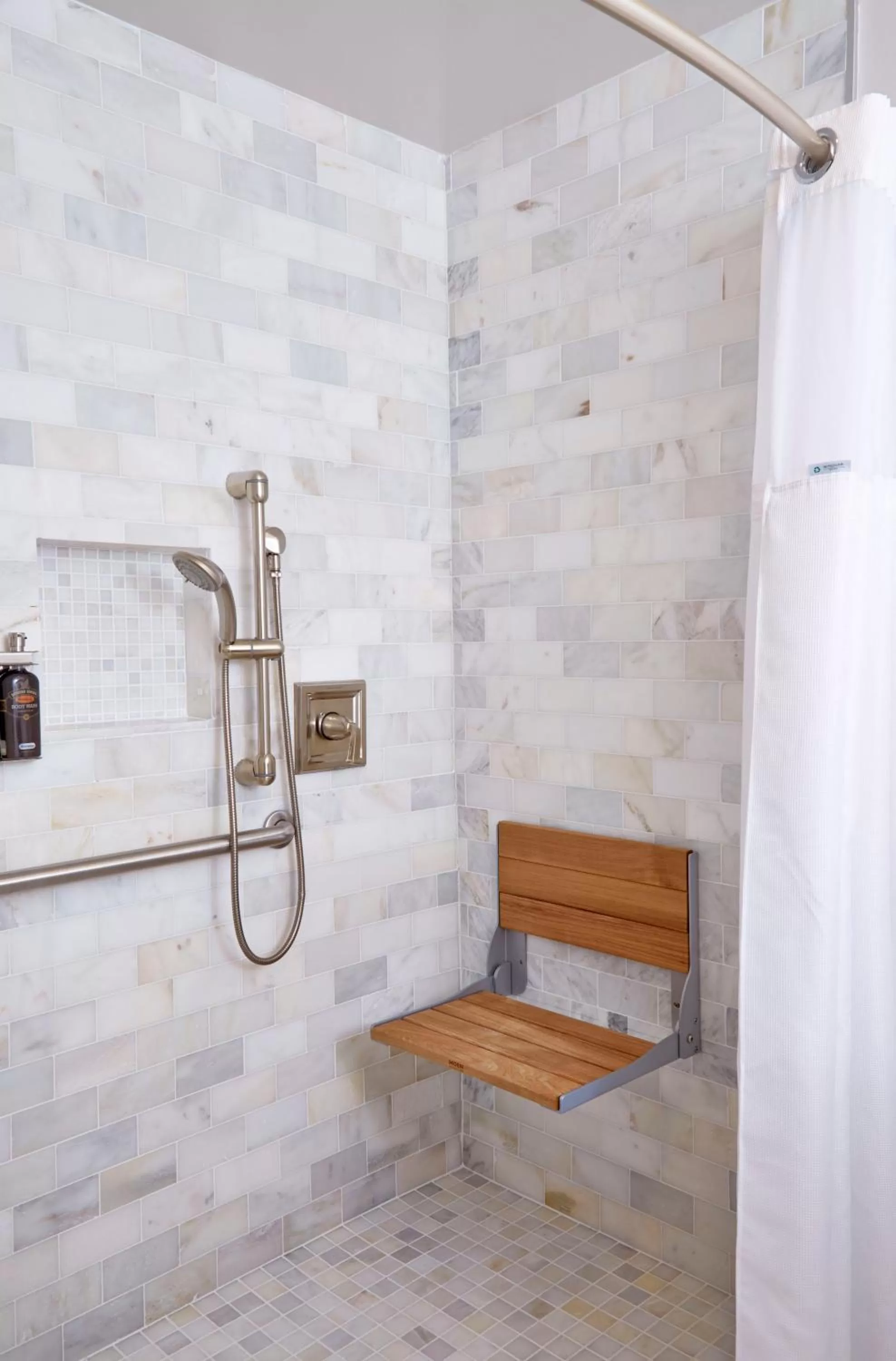 acessibility in The Georgian Terrace