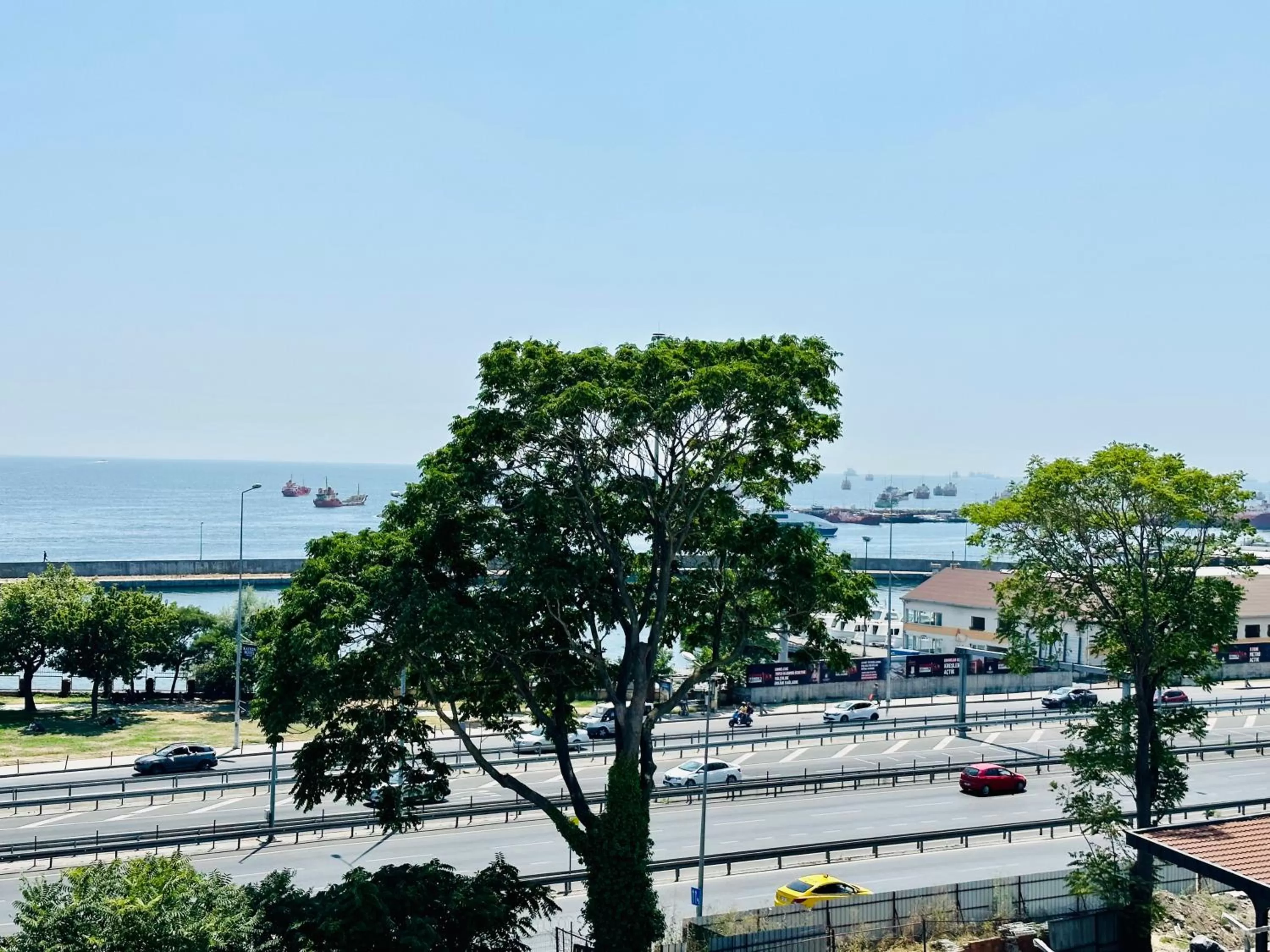 Day in Newalla Hotel Old City