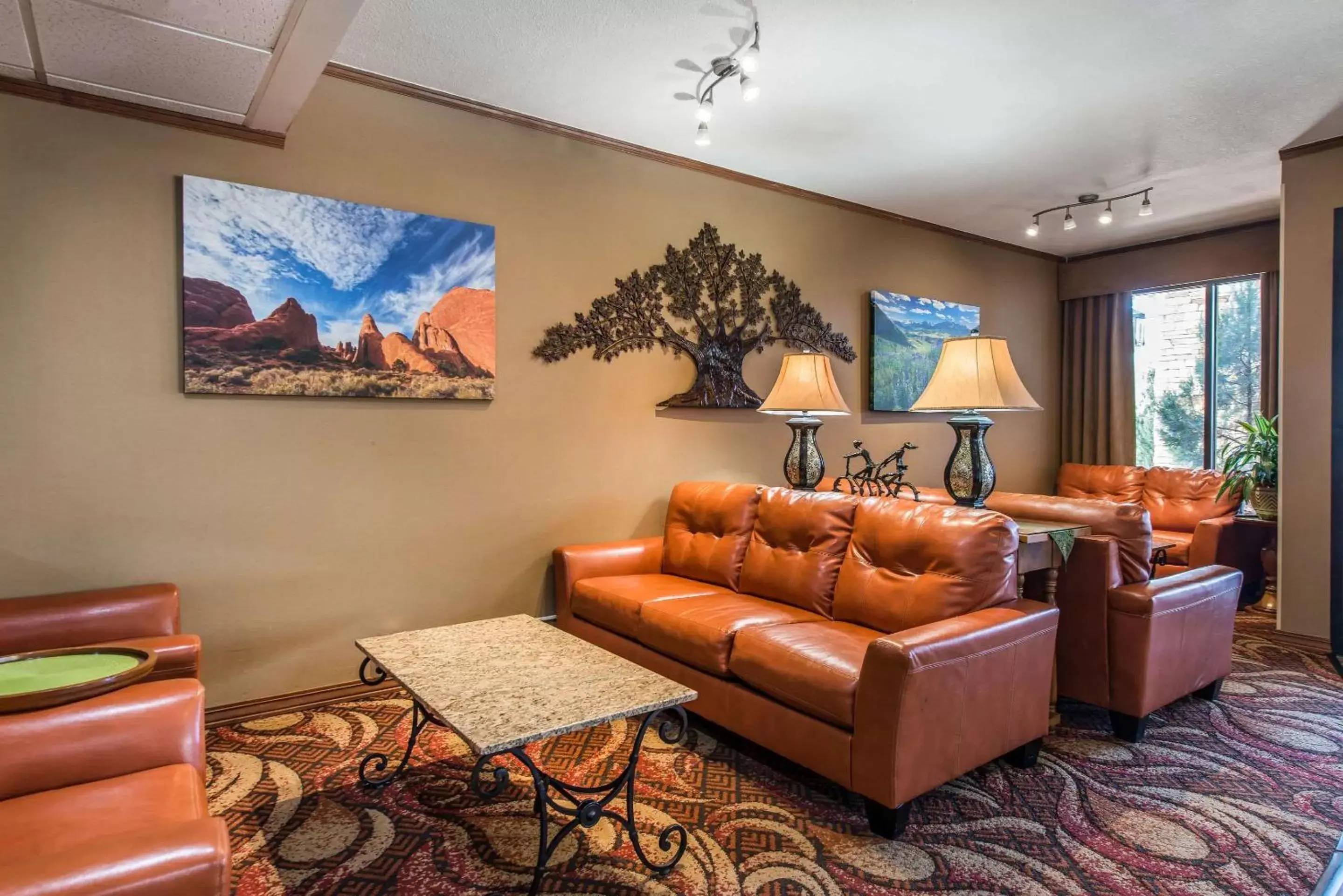 Lobby or reception, Seating Area in Quality Inn South Colorado Springs