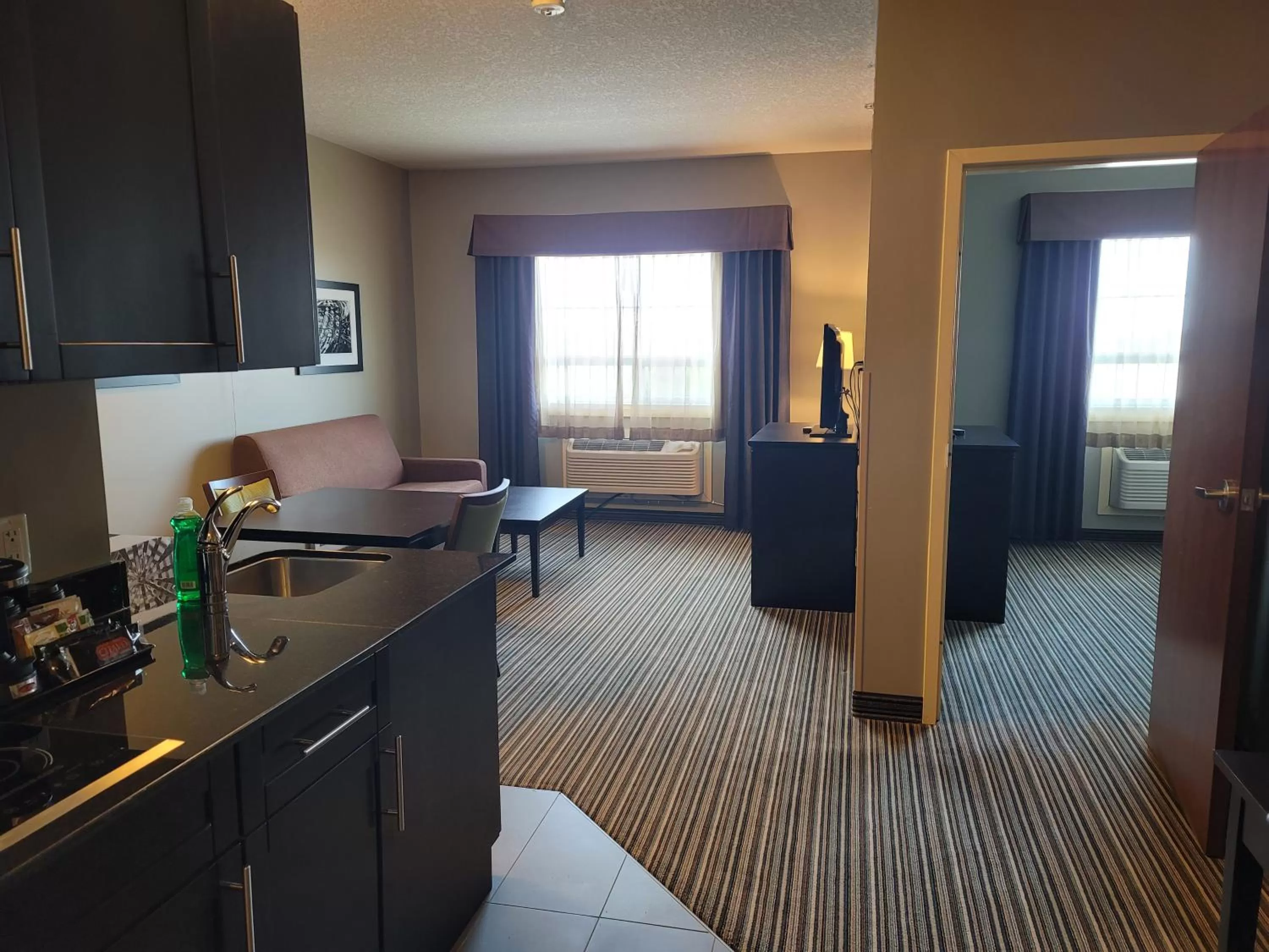 Property building in Best Western PLUS Fort Saskatchewan Inn & Suites