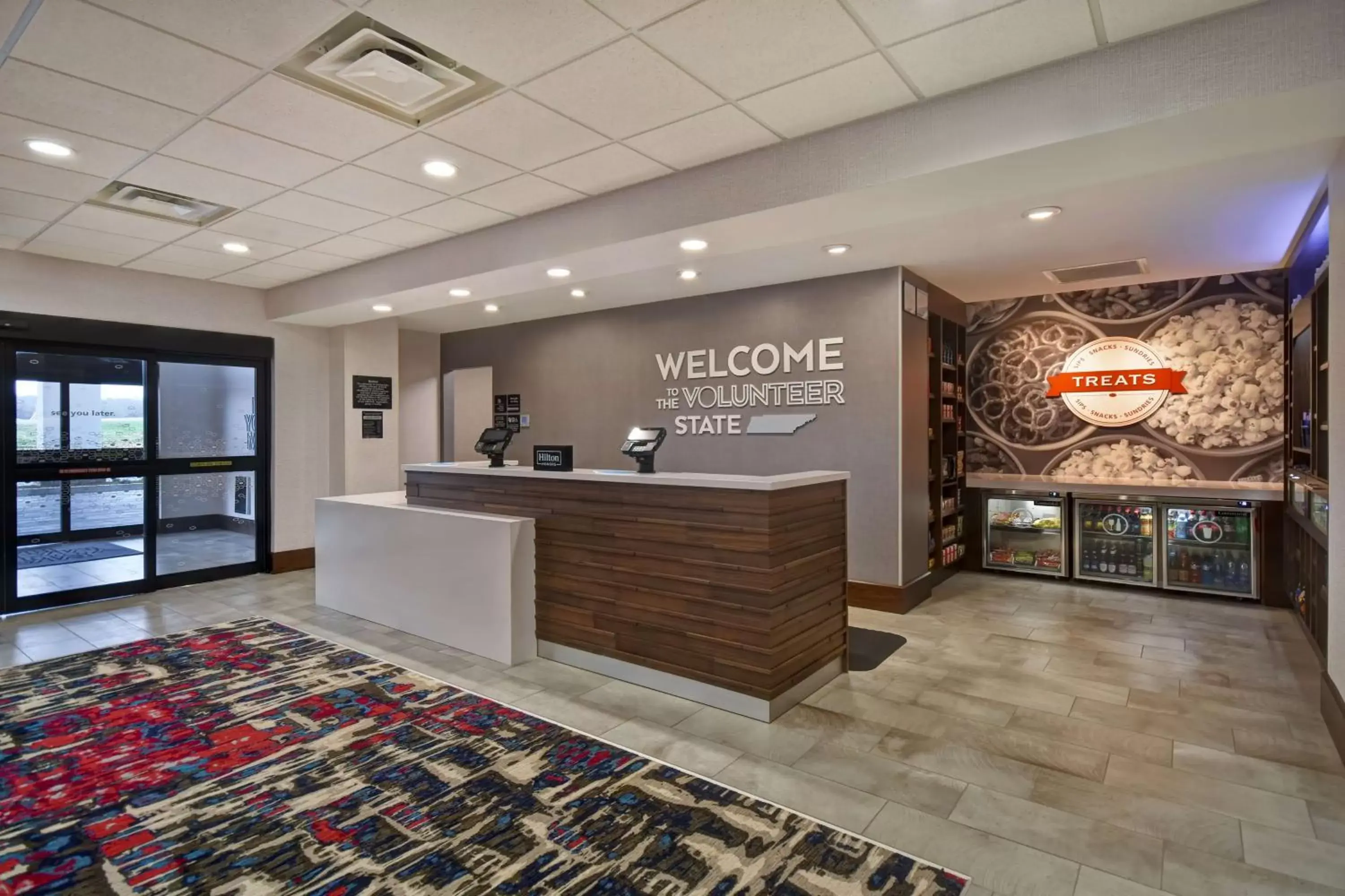 Restaurant/places to eat, Lobby/Reception in Hampton Inn Pleasant View
