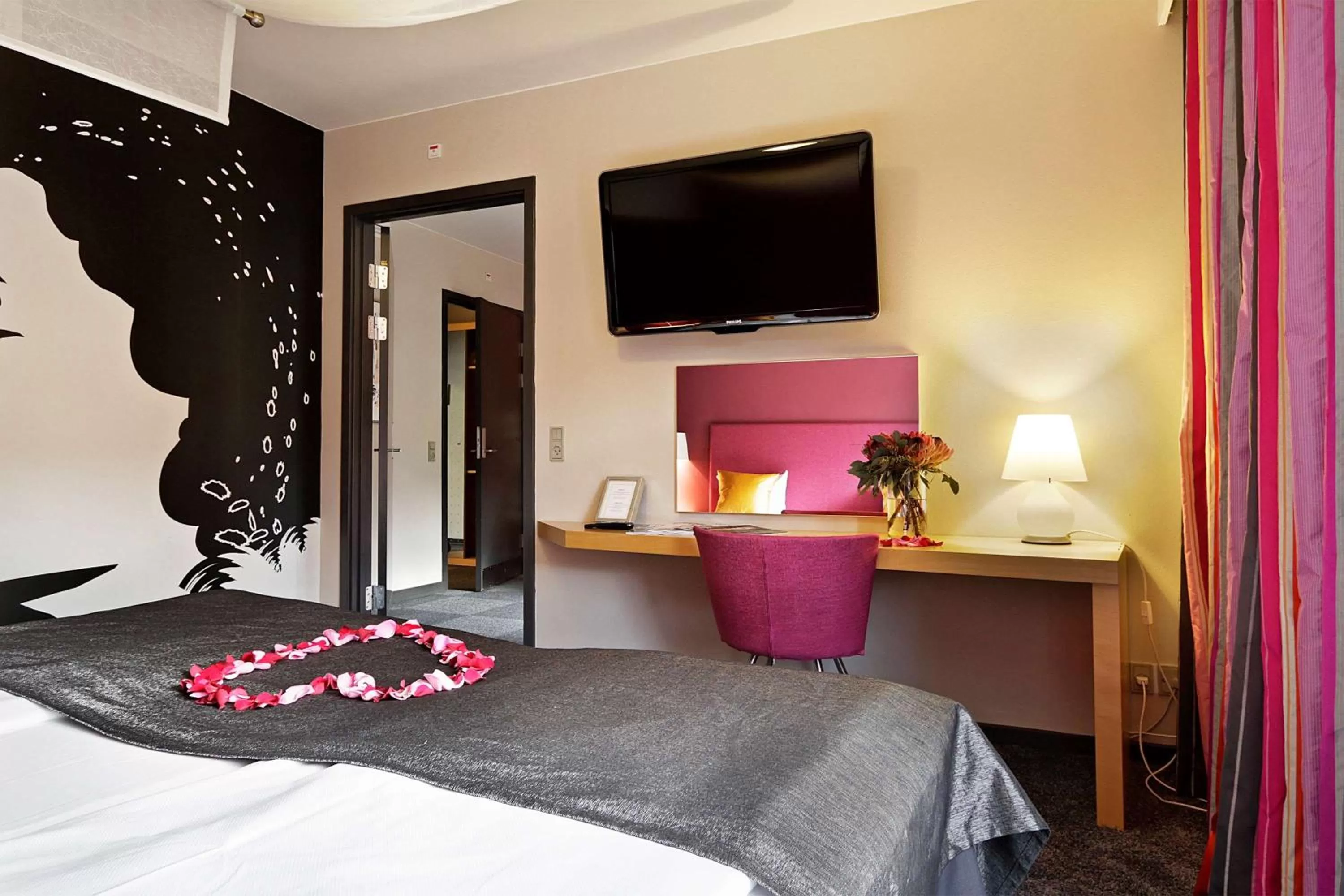 Photo of the whole room, TV/Entertainment Center in Best Western Plus Hotel Svendborg