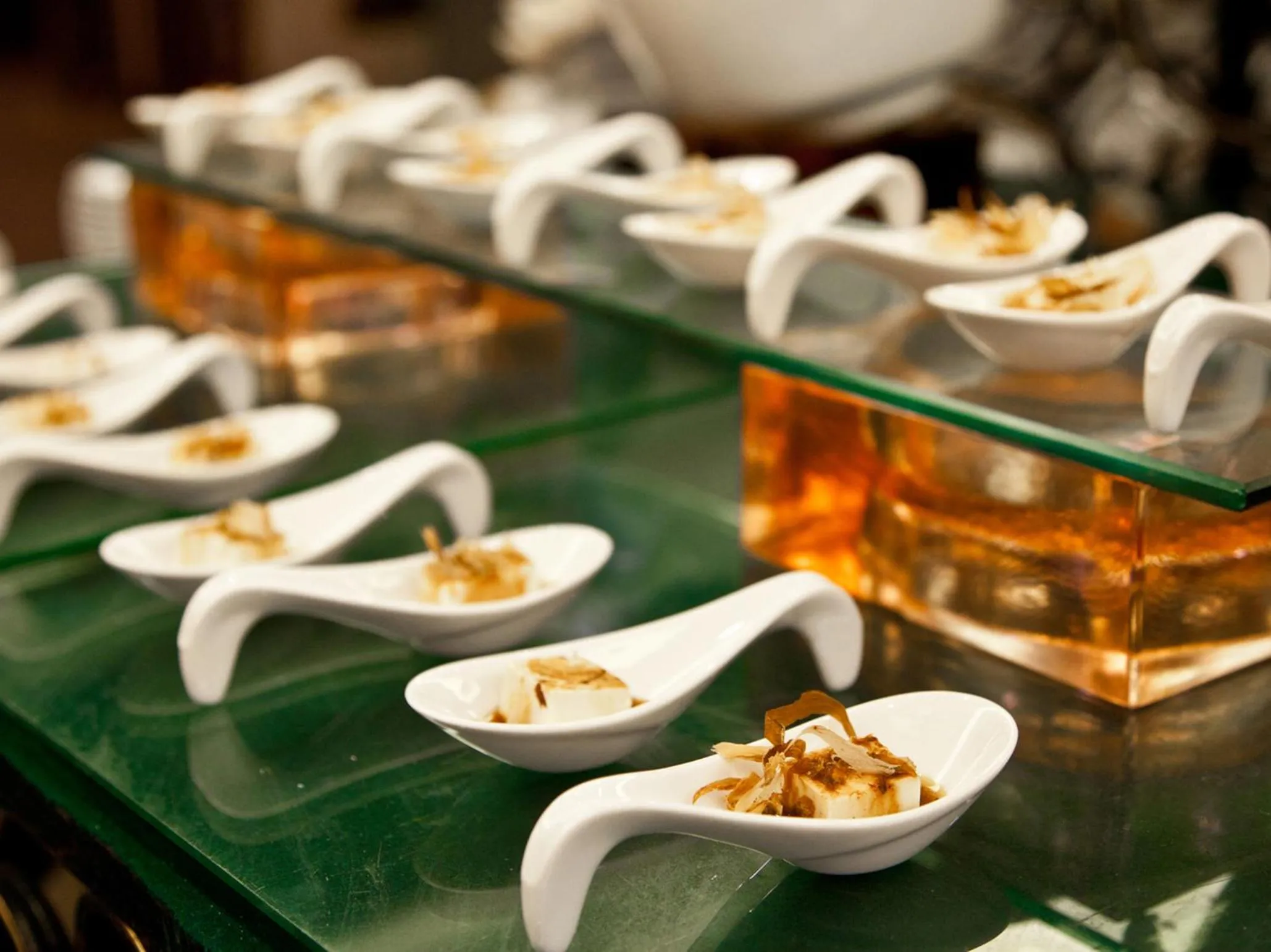 Food and drinks, Food in Rosedale Hotel & Suite