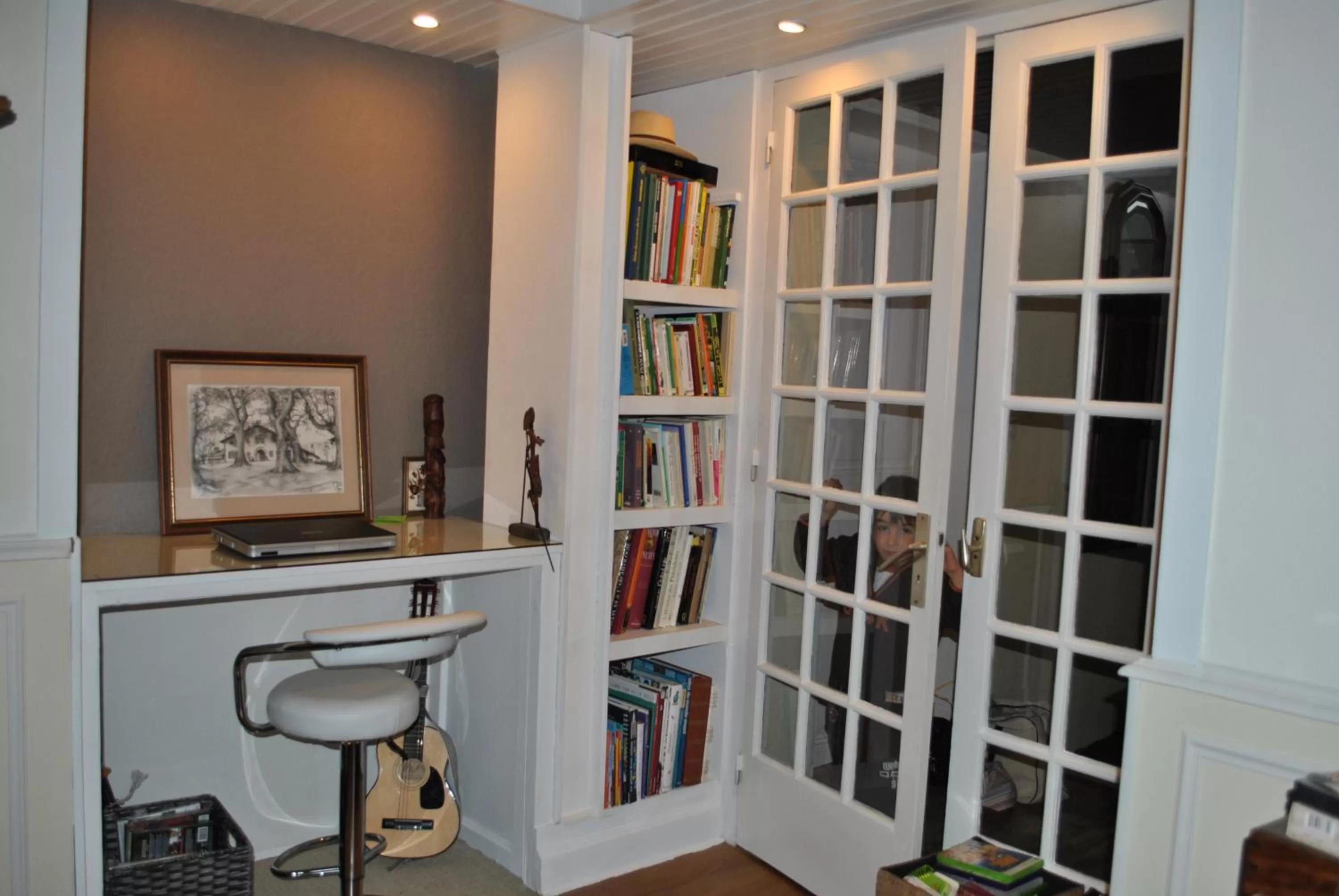 Communal lounge/ TV room in Villa Hortebise