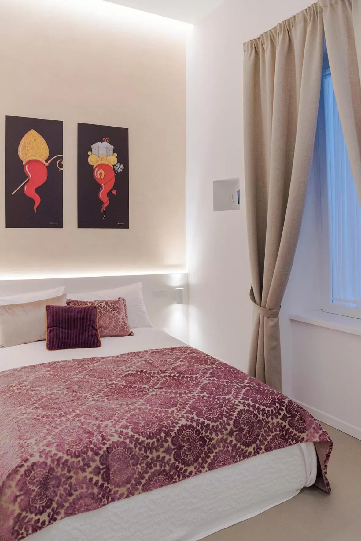 Bed in A Misura Duomo Rooms & Apartment - LS Accommodations