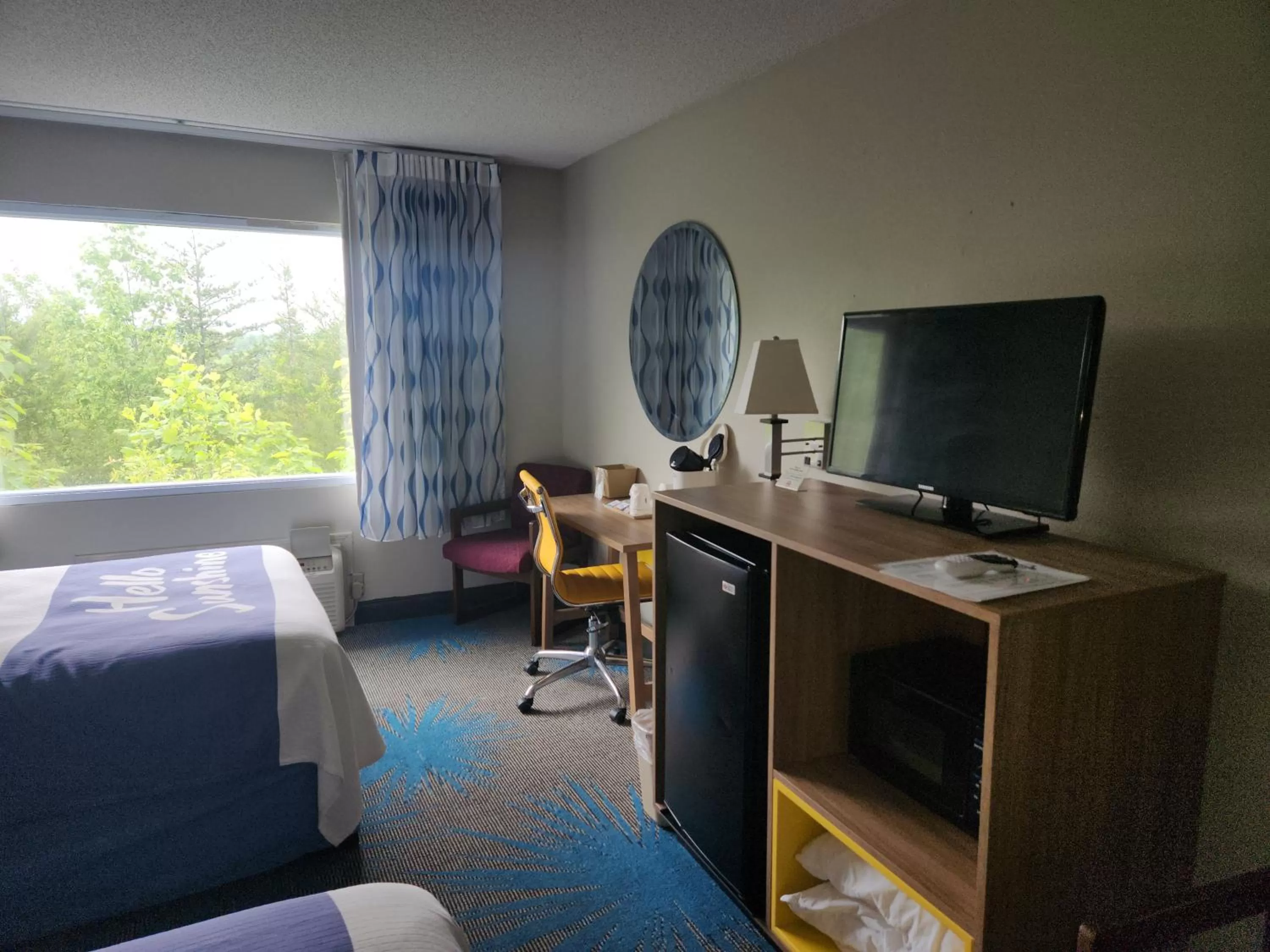 TV and multimedia, Bed in Days Inn by Wyndham Dahlonega University Area