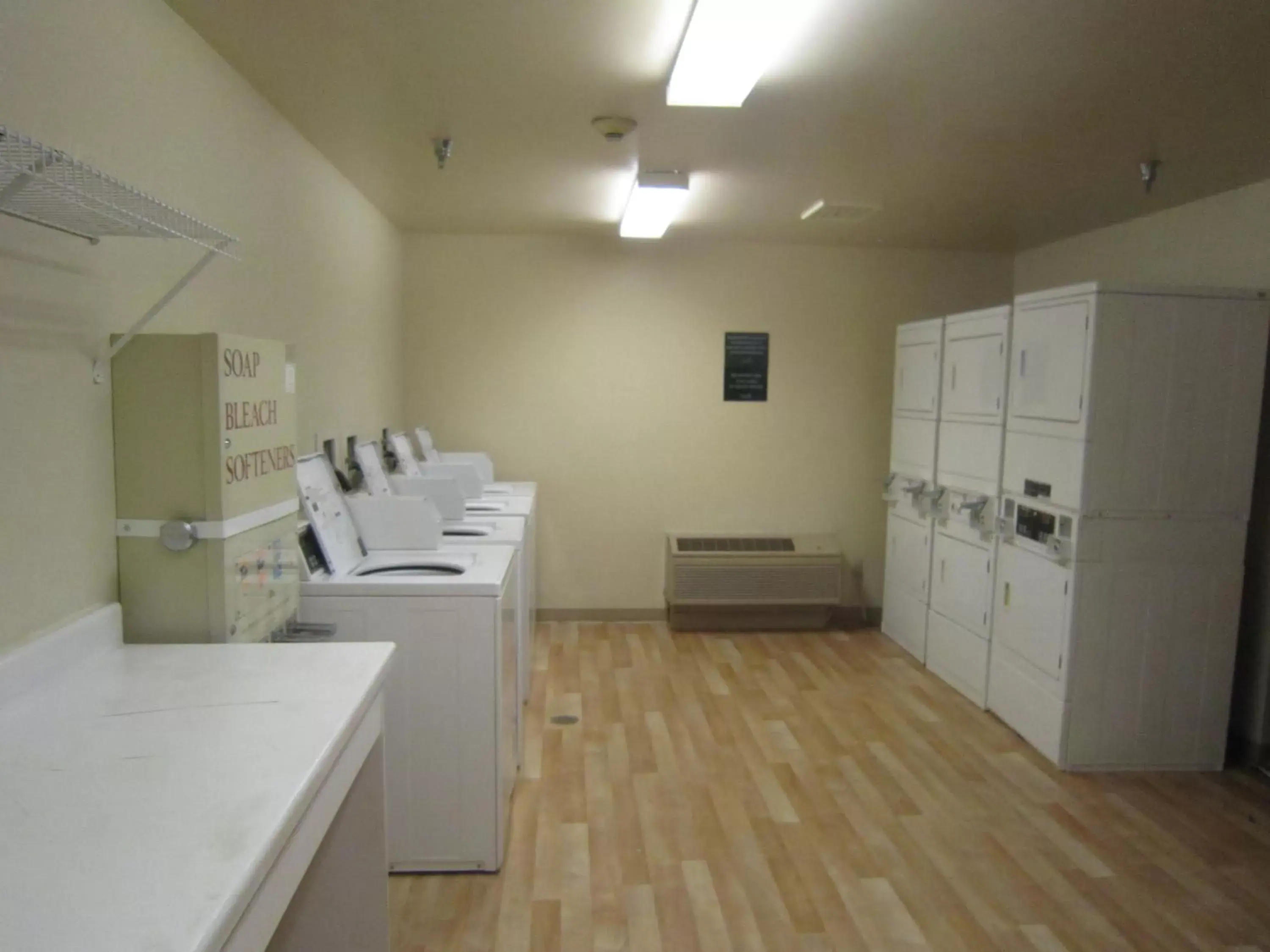 Other, Kitchen/Kitchenette in Extended Stay America Suites - Los Angeles - La Mirada