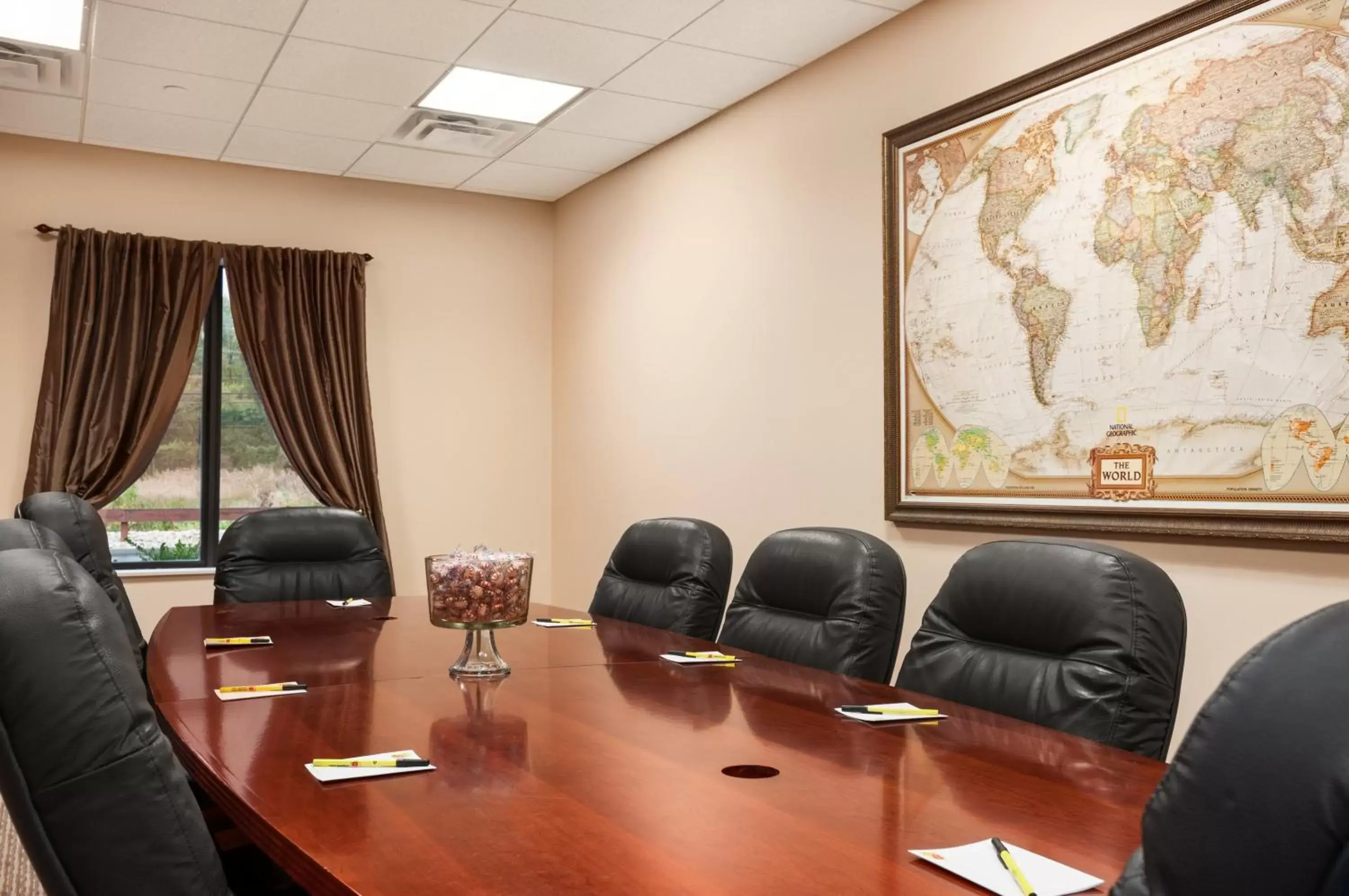 Meeting/conference room in Super 8 by Wyndham Pennsville/Wilmington