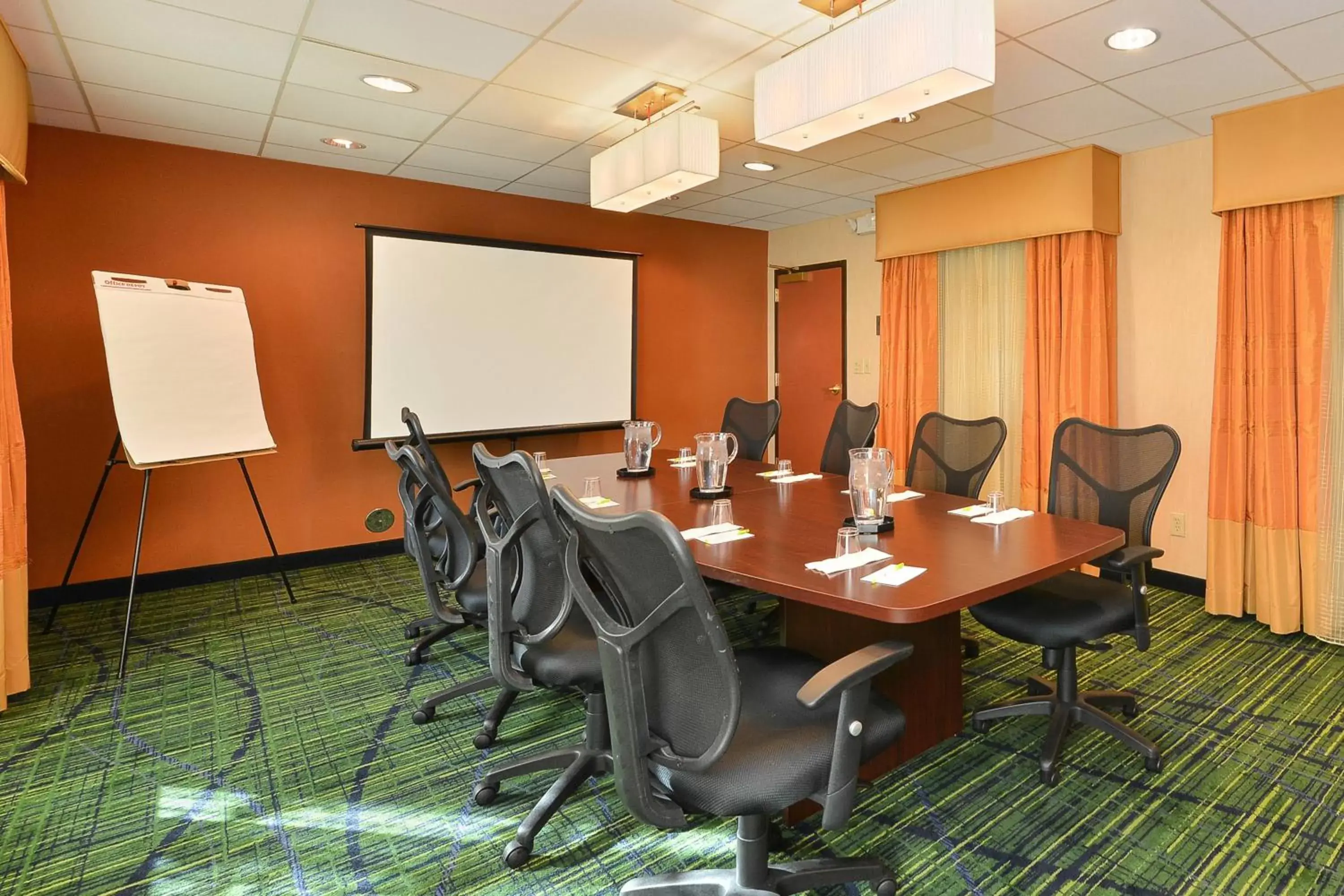Meeting/conference room in Fairfield Inn & Suites by Marriott Denver Aurora/Parker