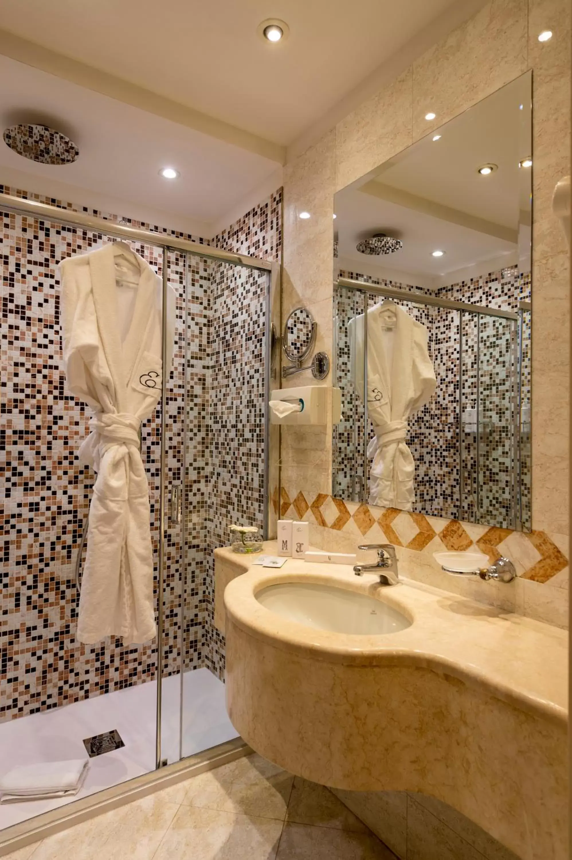 Bathroom in Hotel Antico Doge - a Member of Elizabeth Hotel Group