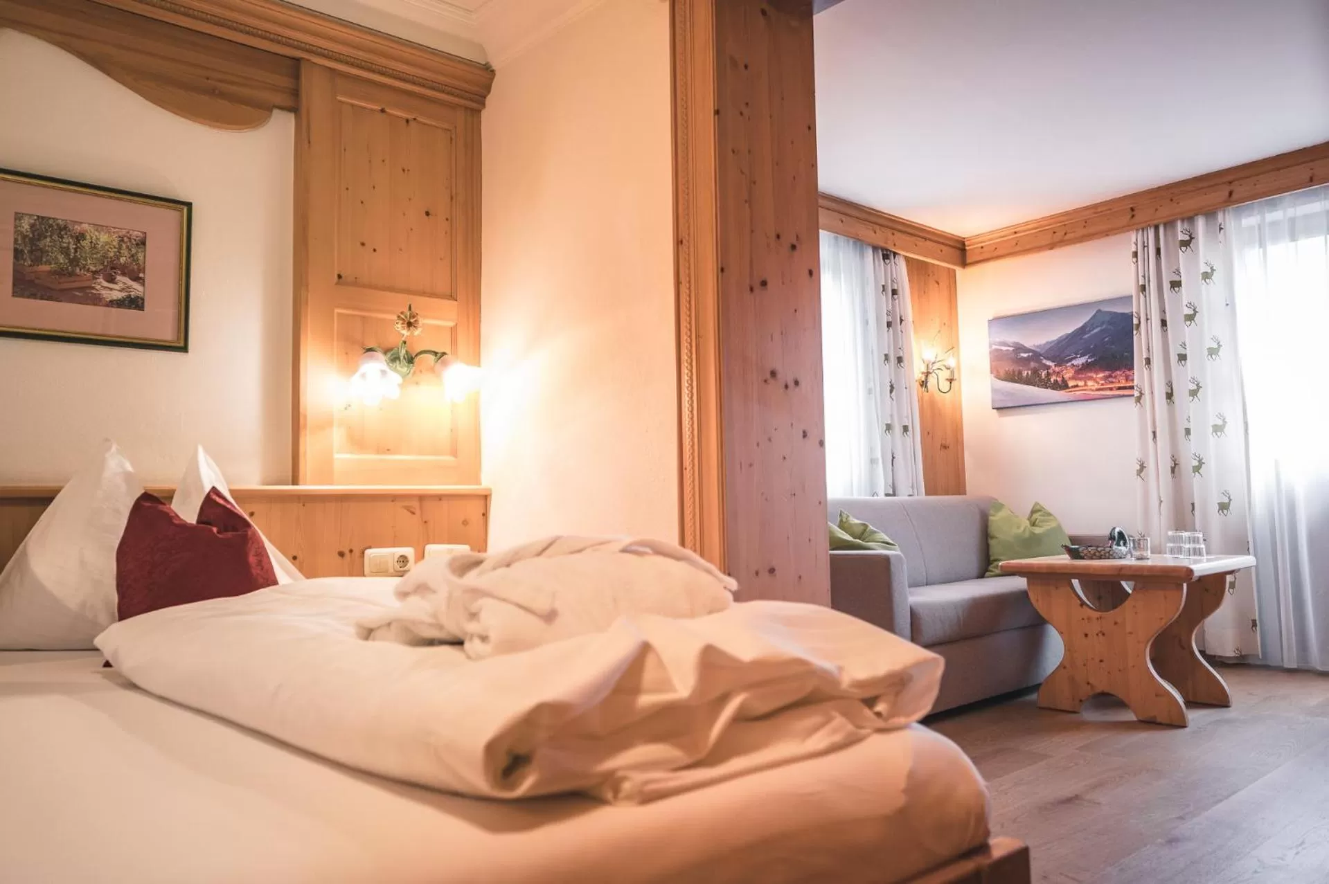 Seating area, Bed in Hotel Schartner