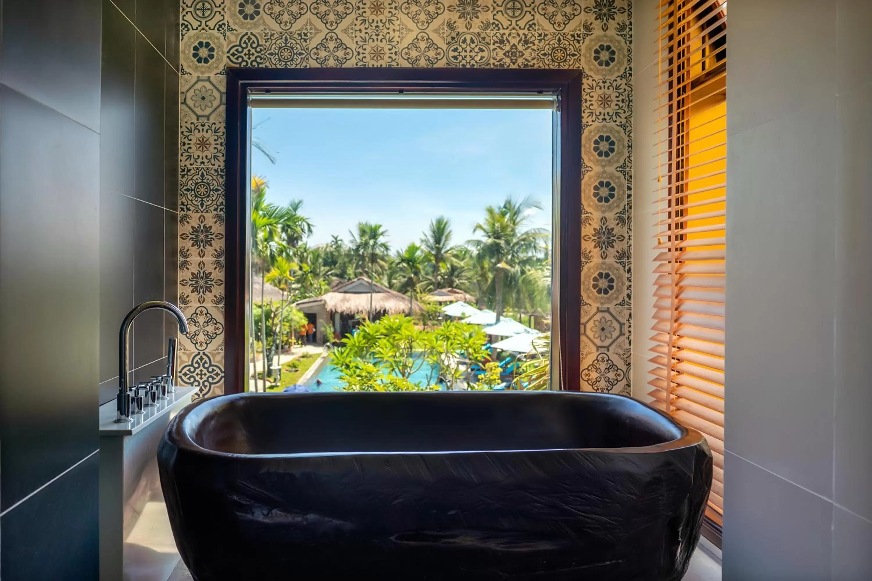 Shower in ZEN RETREAT HOI AN