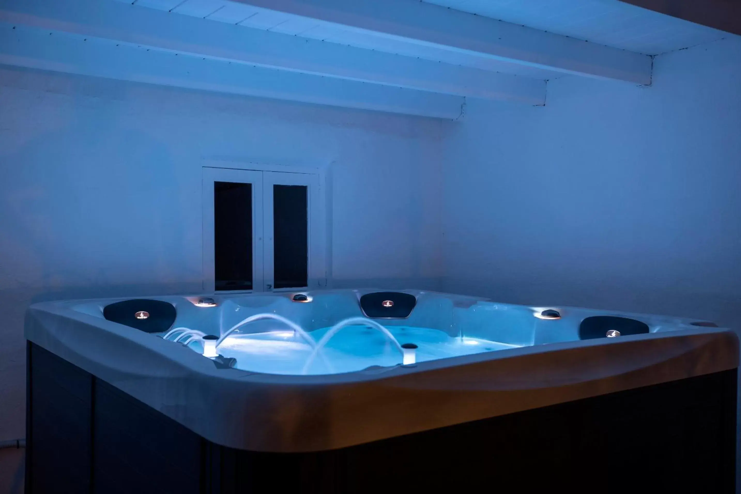 Hot Tub in Boutique Bed & Breakfast Casa Paco - adults only