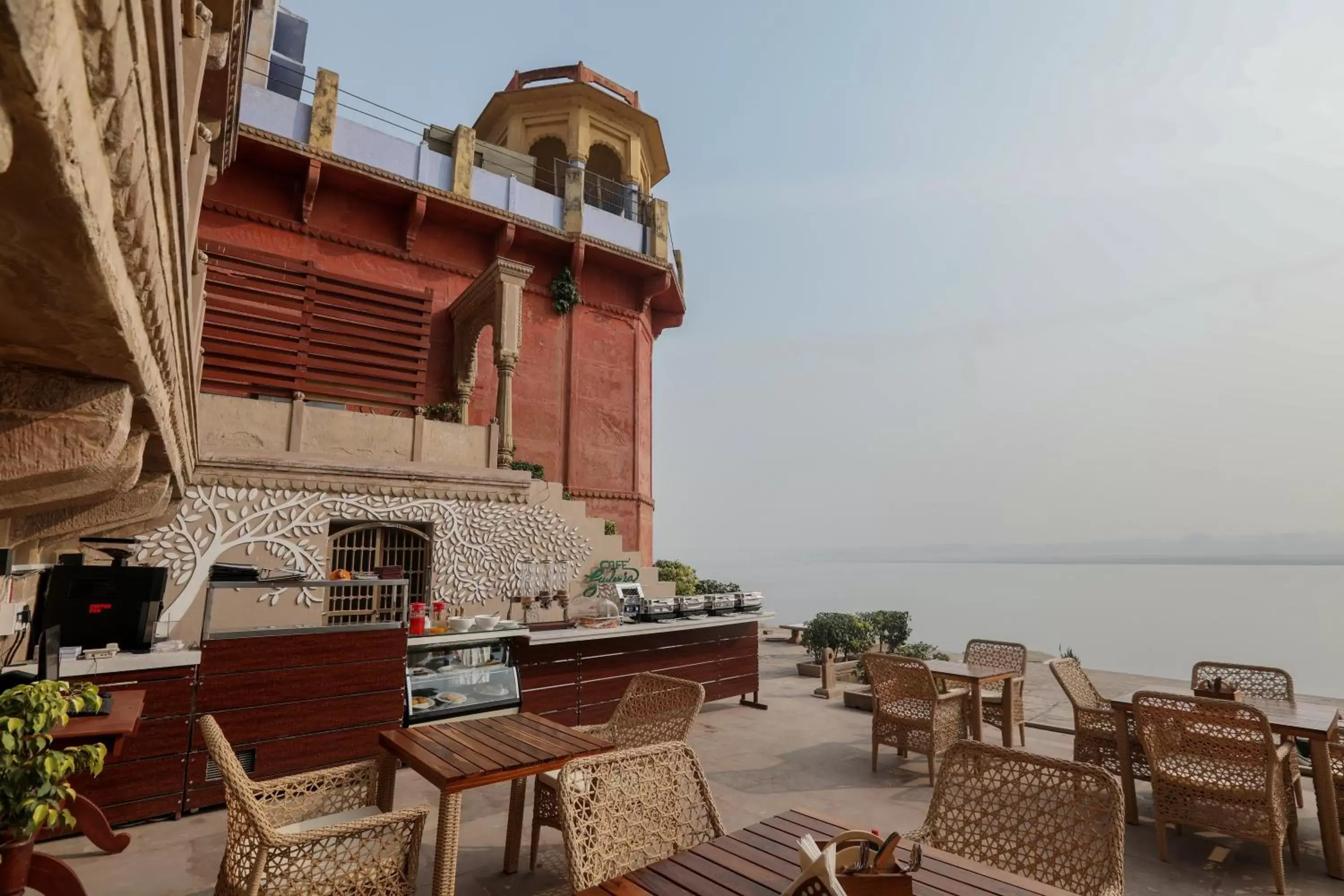 Restaurant/places to eat in Guleria Kothi at Ganges Restaurant/places to eat in Guleria Kothi at Ganges