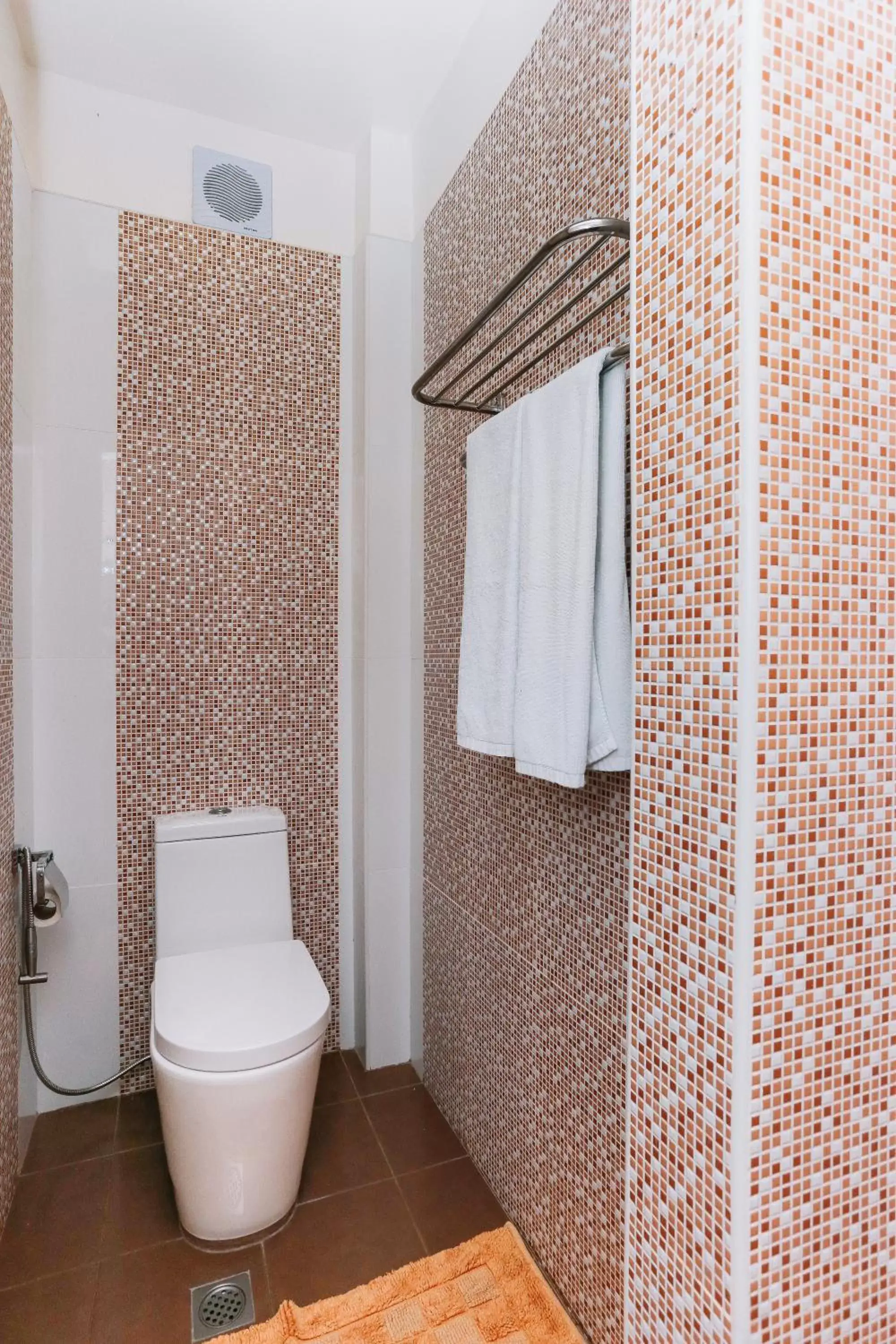 Toilet, Bathroom in Turtle Bay Dive Resort