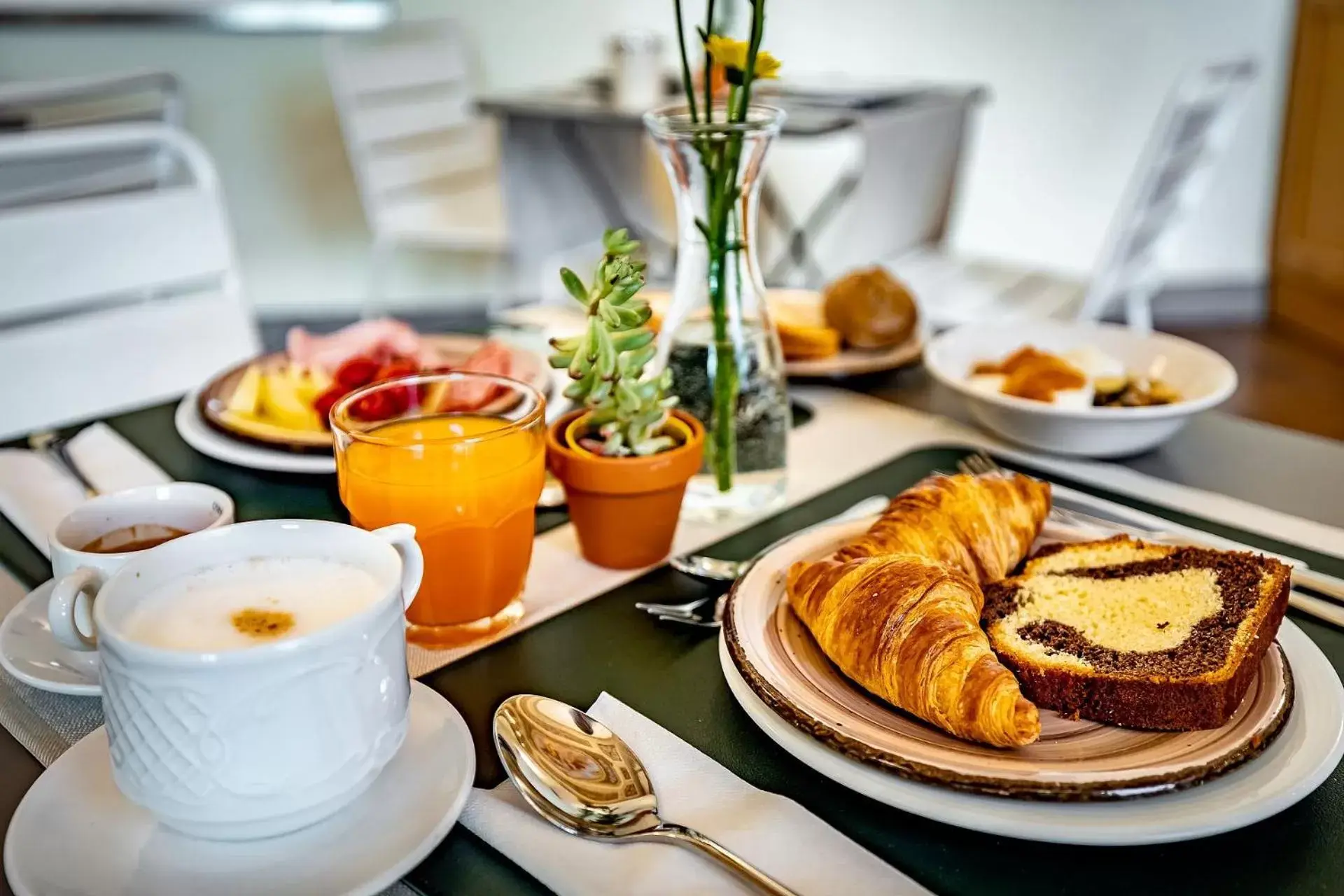 Breakfast in Martelli 6 Suite & Apartments
