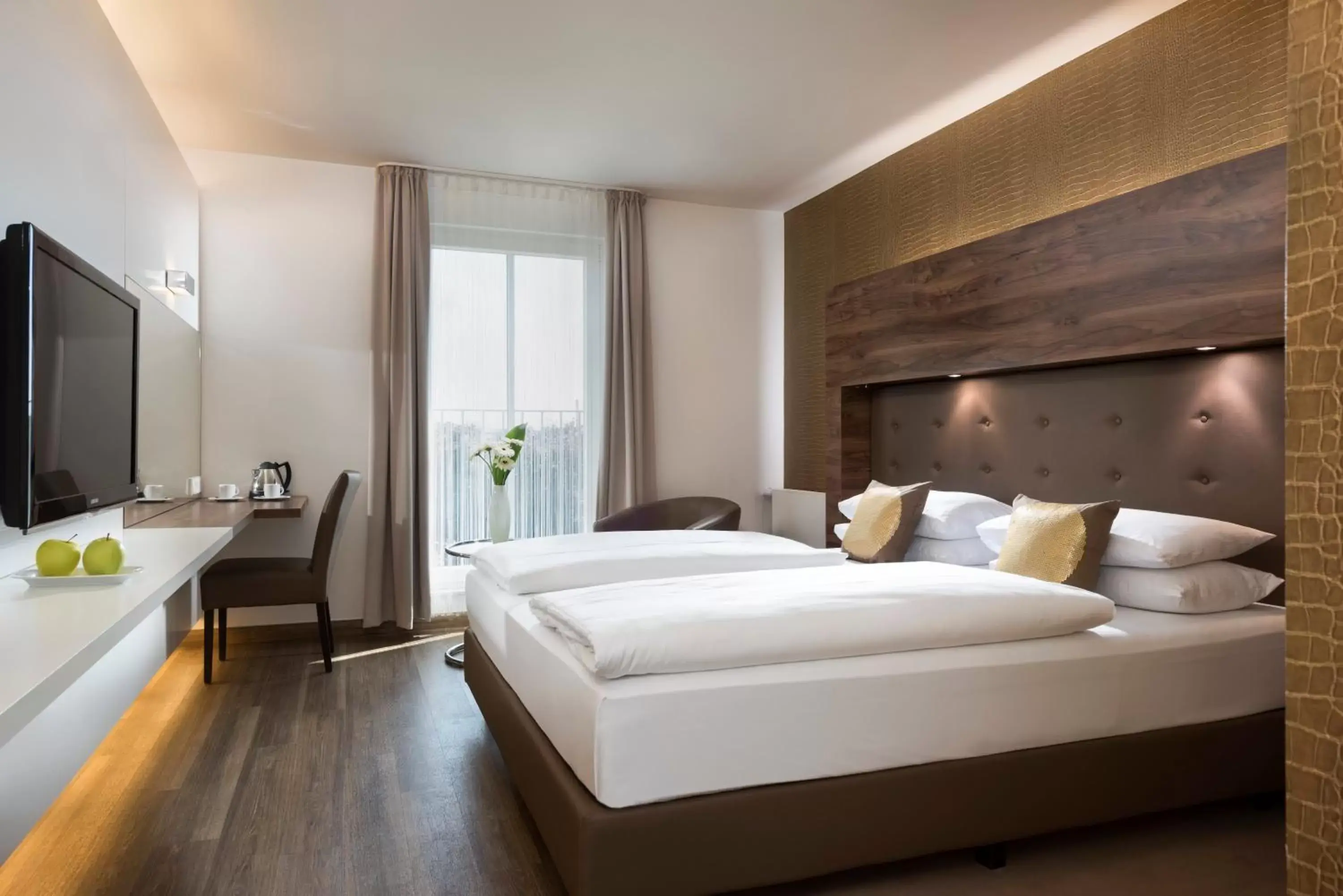 Bed in Hotel Conti Duisburg - Partner of SORAT Hotels