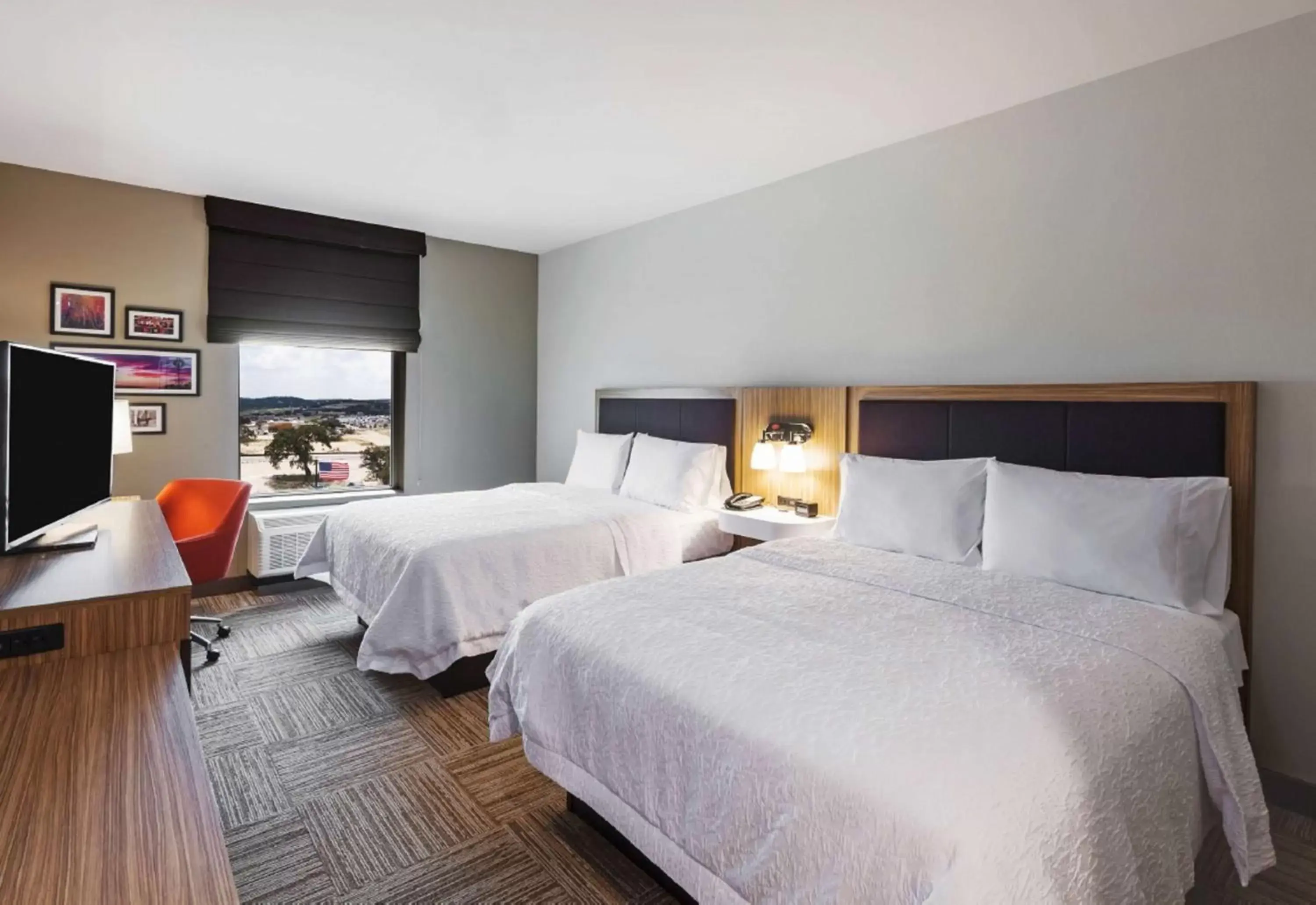 Bedroom, Bed in Hampton Inn By Hilton Bulverde Texas Hill Country Bedroom, Bed in Hampton Inn By Hilton Bulverde Texas Hill Country