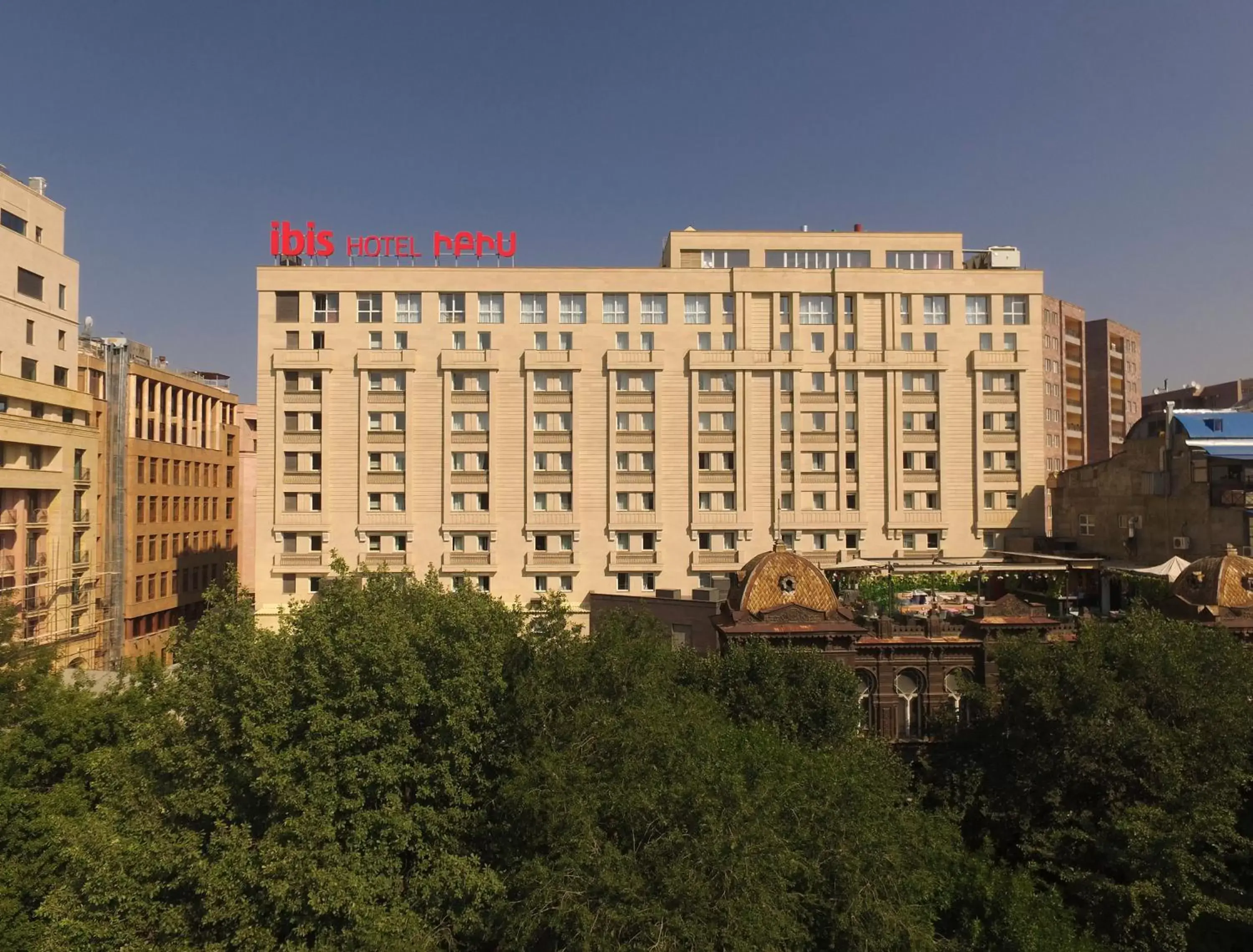 Facade/entrance, Property Building in ibis Yerevan Center