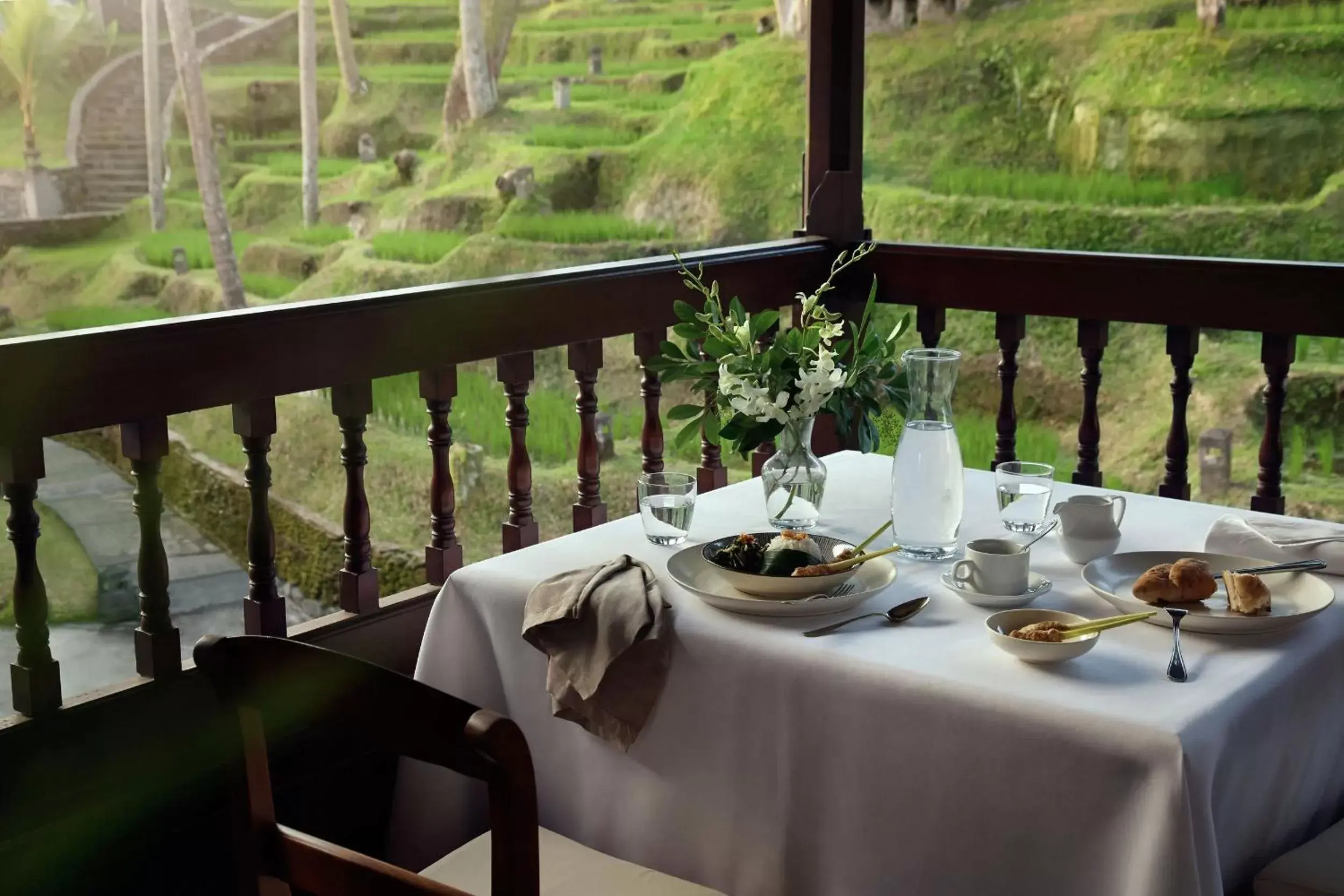 Restaurant/Places to Eat in Kamandalu Ubud - CHSE Certified