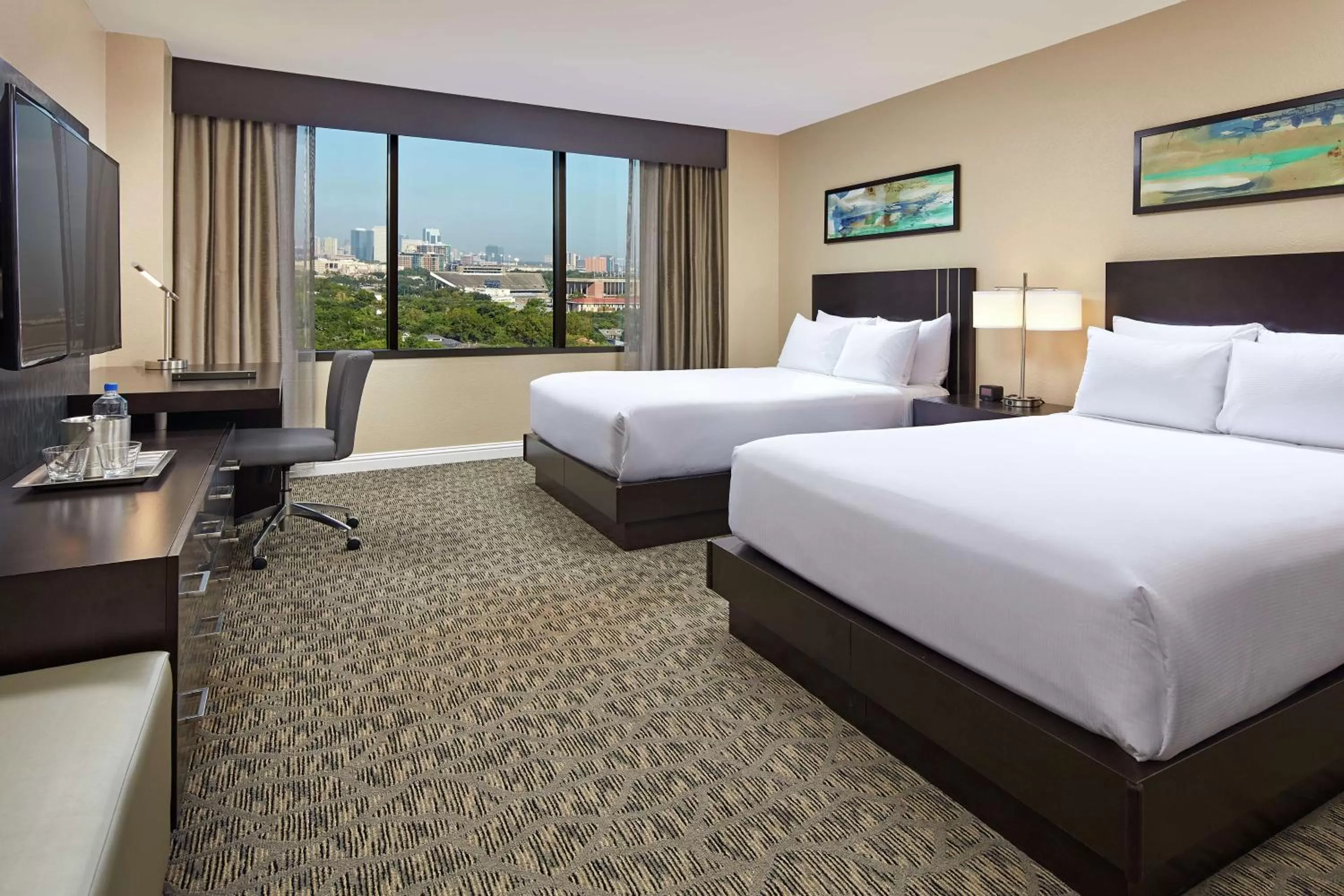Bedroom, Bed in Hilton Houston Plaza/Medical Center