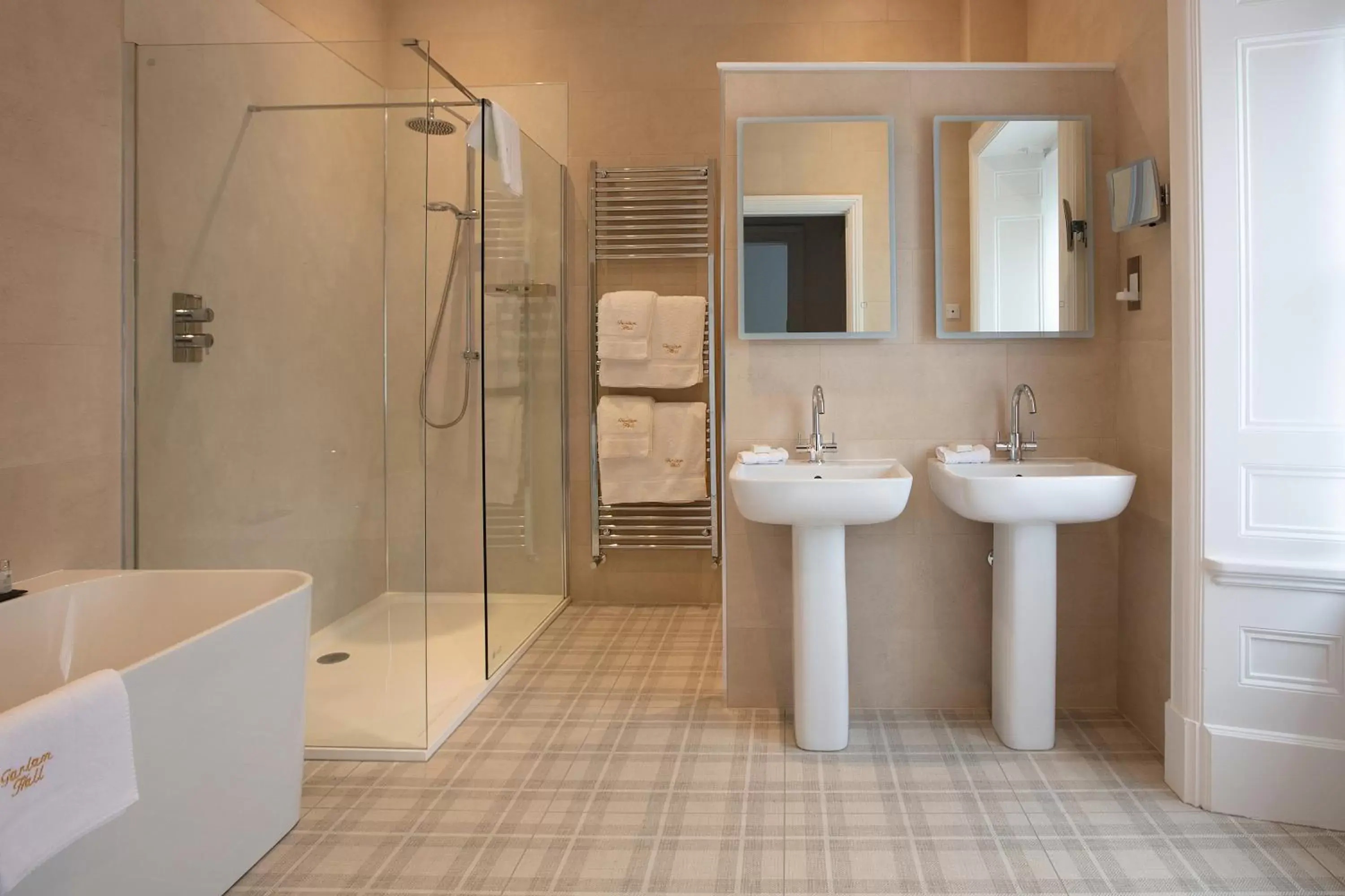 Shower, Bathroom in Farlam Hall Hotel & Restaurant