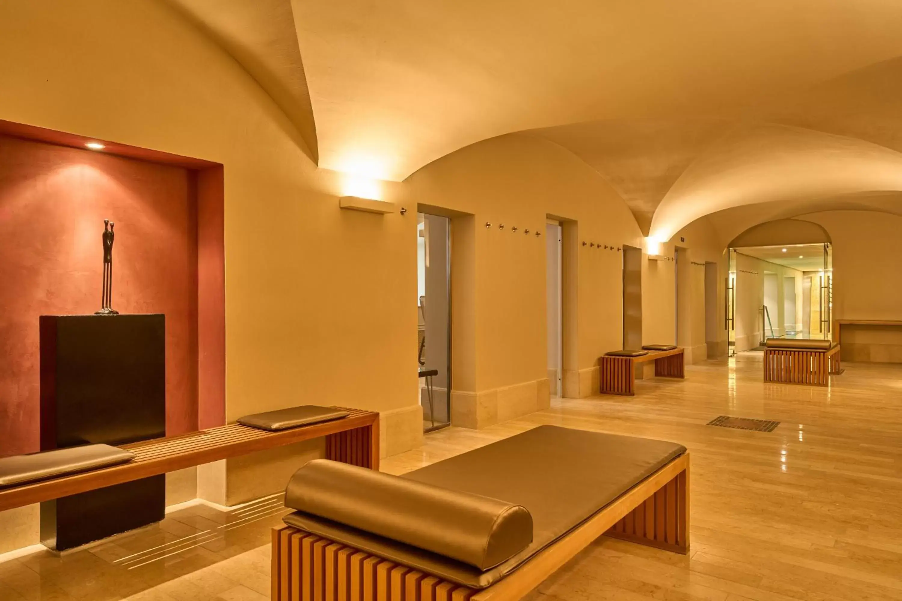 Swimming pool, Seating Area in Limmathof Baden - Historisches Haus & Spa