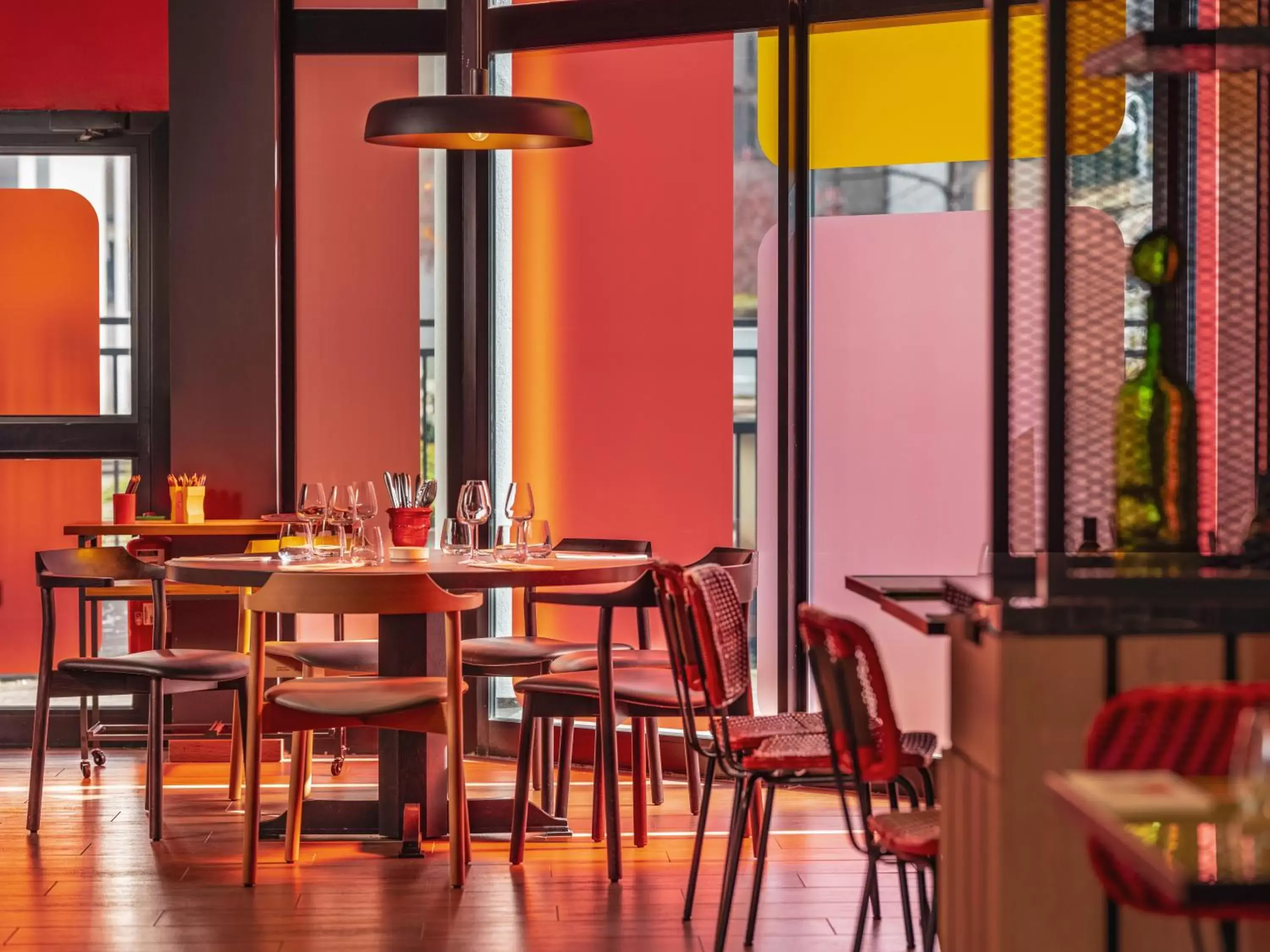 Restaurant/Places to Eat in Novotel Paris Vaugirard Montparnasse