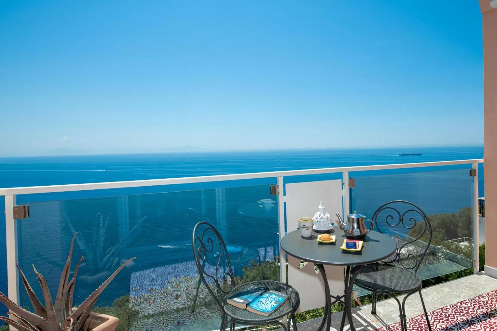 Balcony/Terrace, Sea View in Hotel Margherita