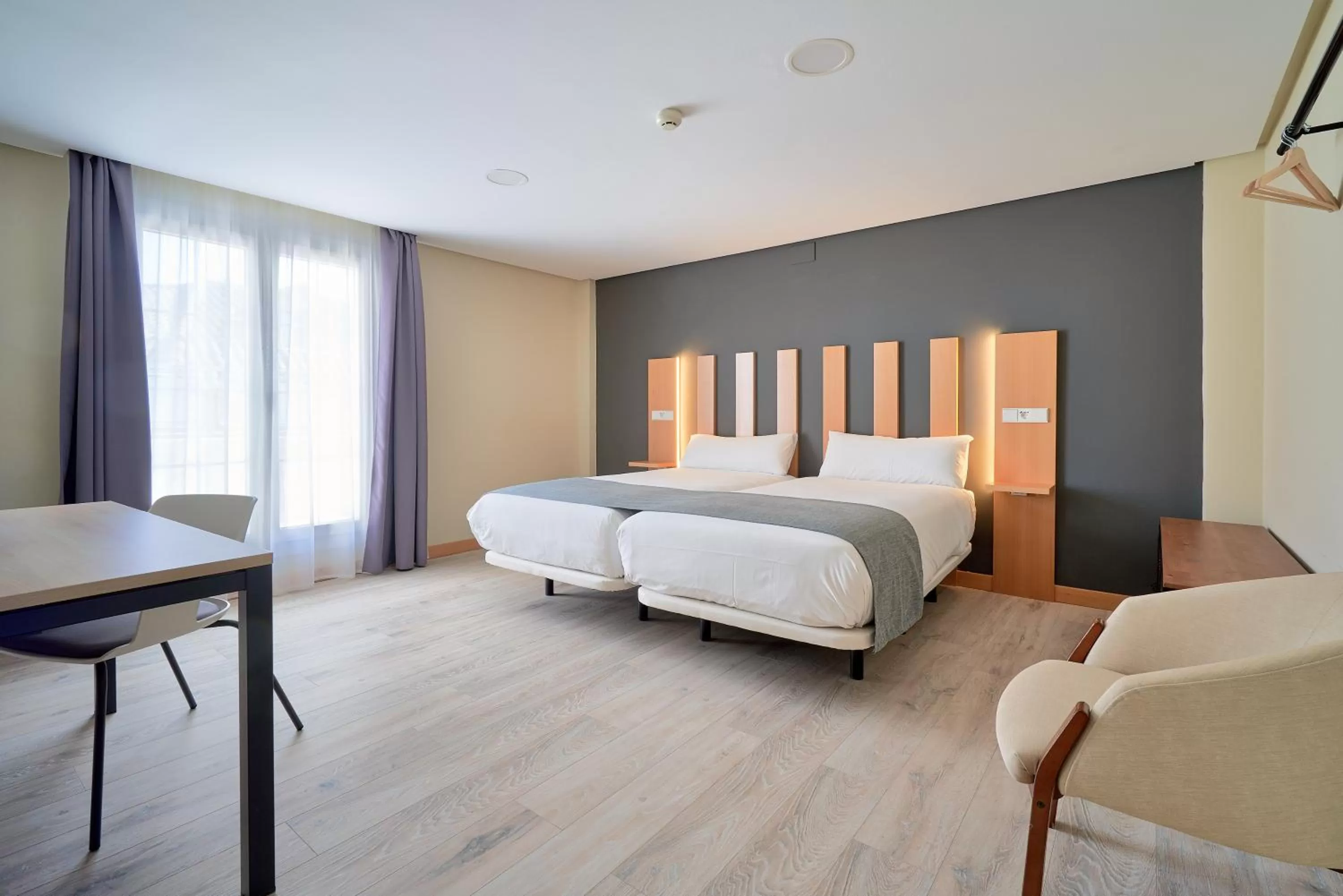 Bed in Smart Hotel La Sagra
