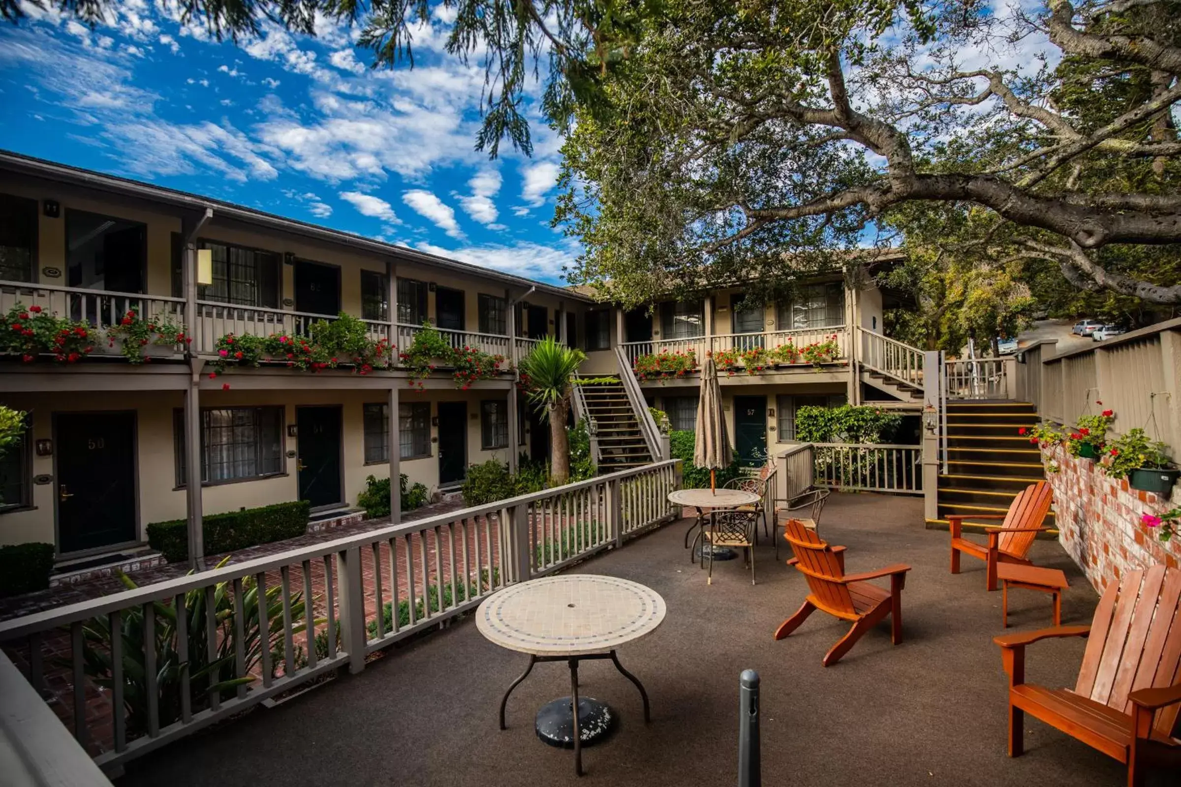 Property Building in Comfort Inn Carmel By the Sea