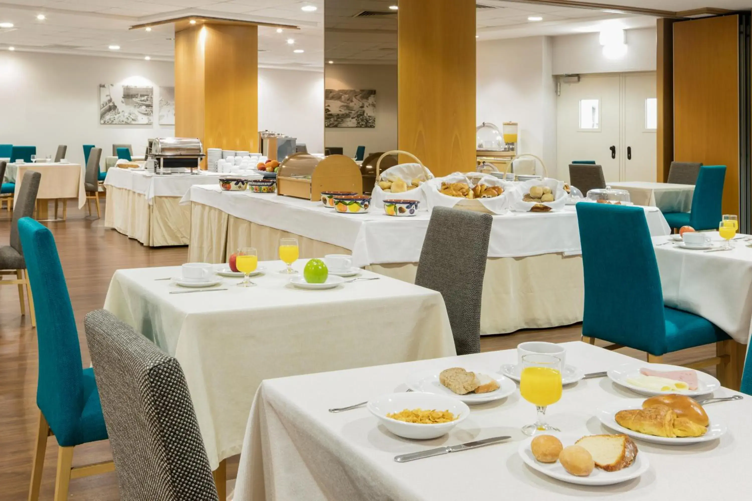 Continental breakfast, Restaurant/Places to Eat in Hotel Apartamento Sinerama