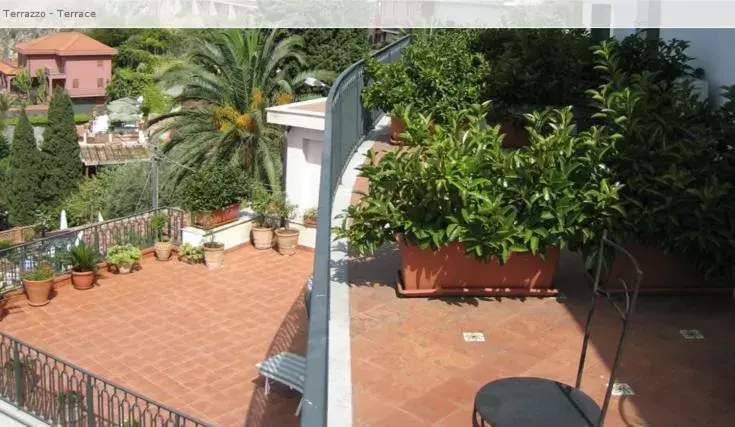 Balcony/Terrace in Villa Sara