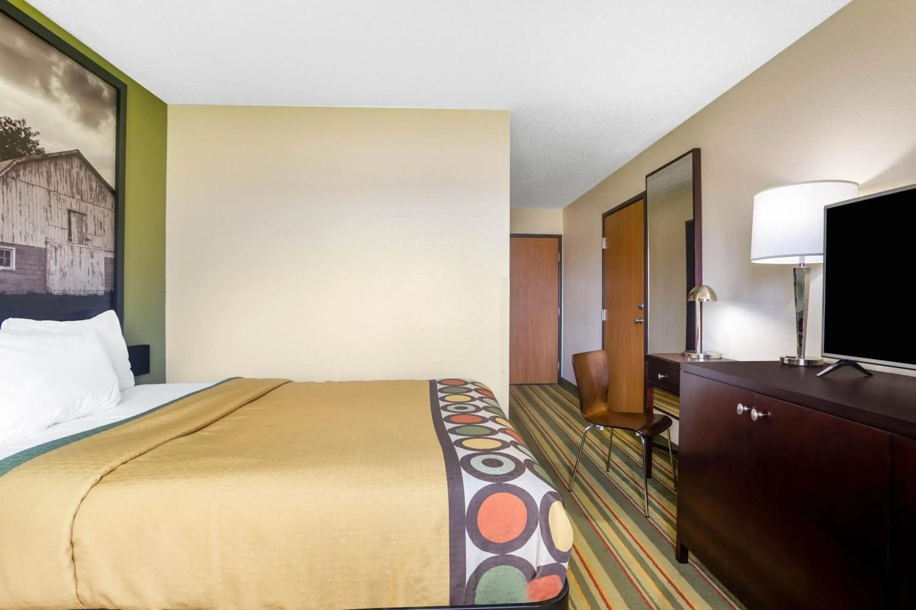 Bed in Super 8 by Wyndham El Dorado Bed in Super 8 by Wyndham El Dorado