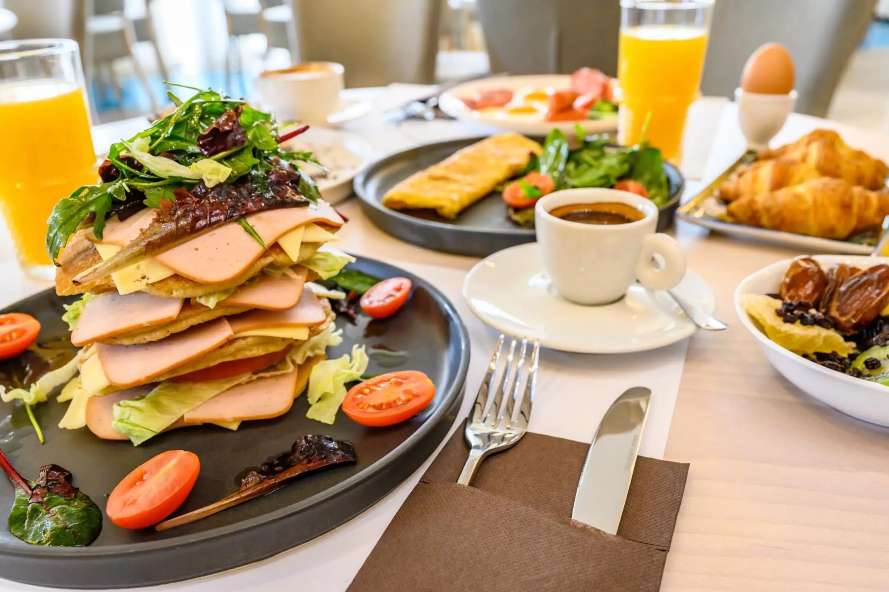 Breakfast, Food in Emerald Suites