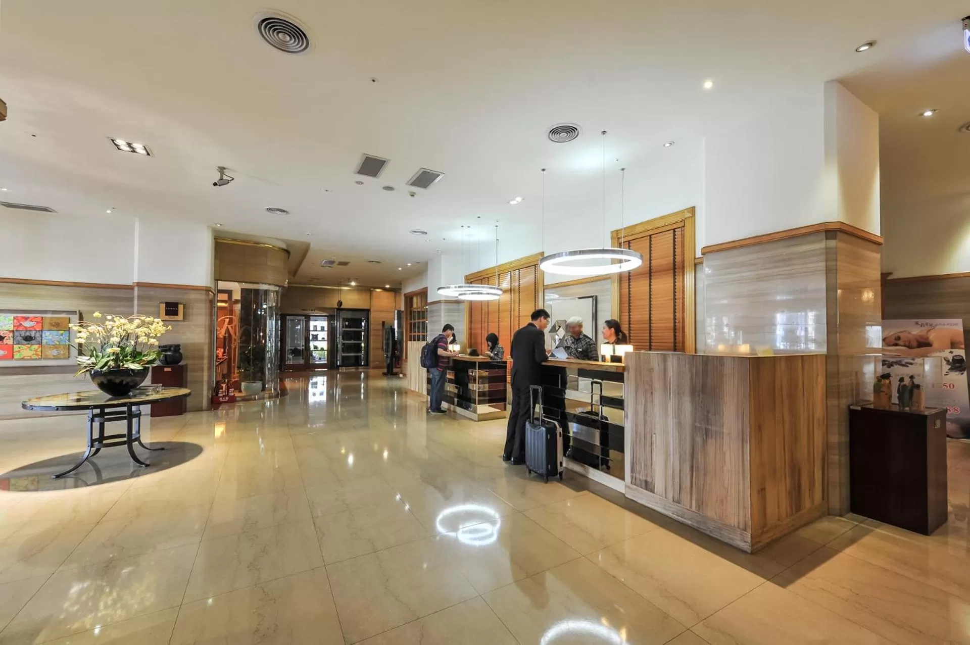 Lobby or reception in The Howard Plaza Hotel Kaohsiung