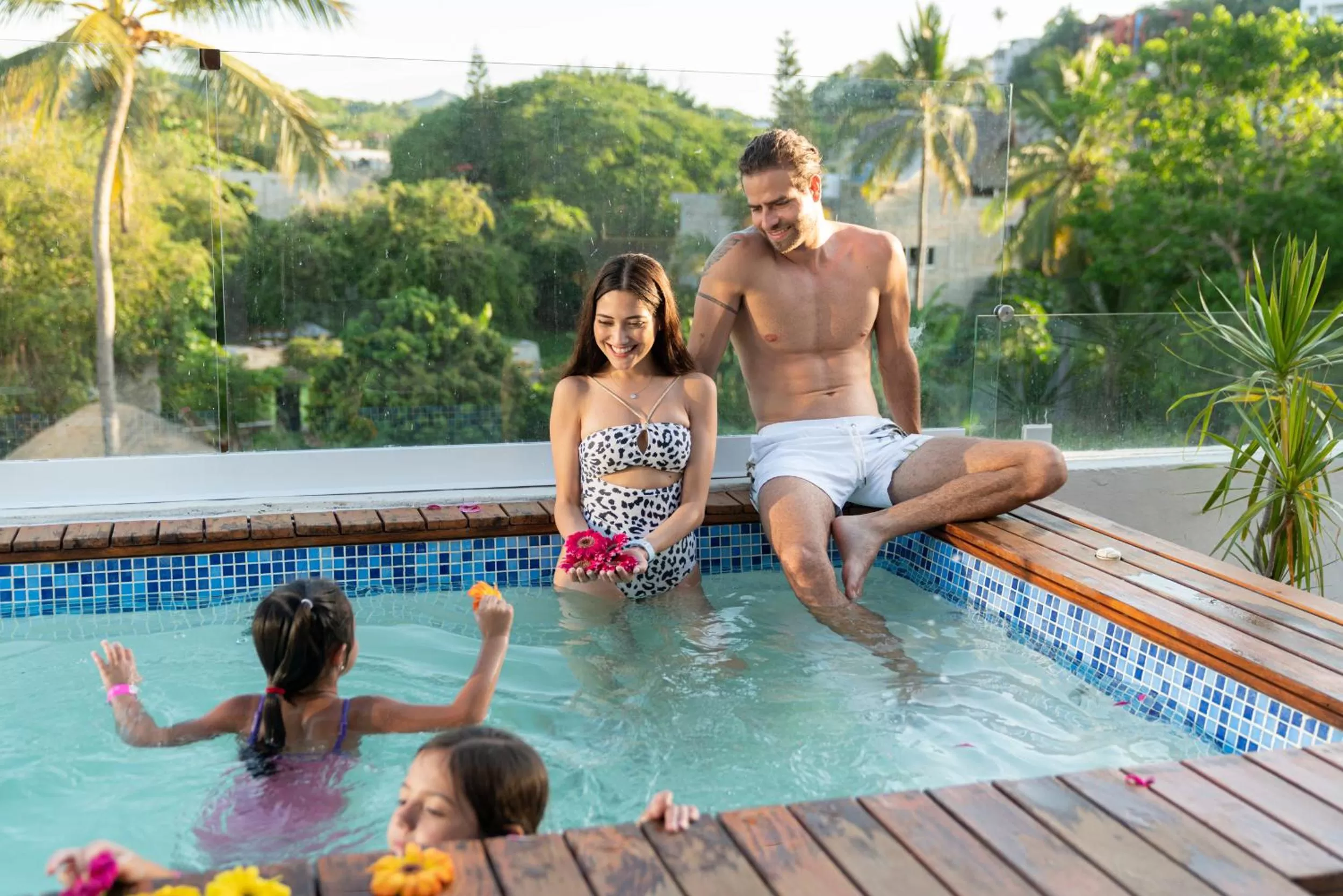 Pool view, Family in Nuiya Hoteles Centro
