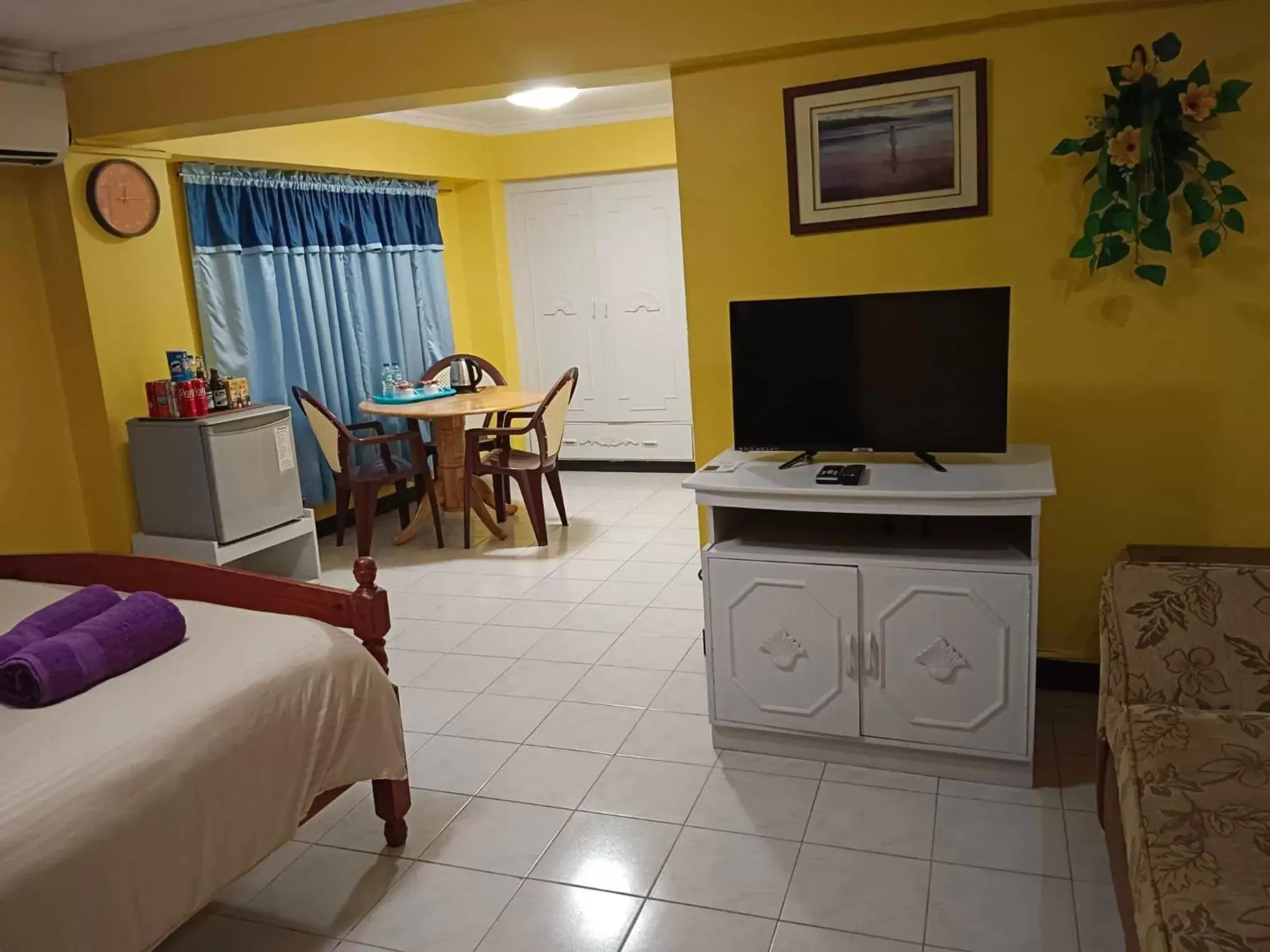 Bed in Arizona Beach Resort, Subic Bay, Philippines 2200 Bed in Arizona Beach Resort, Subic Bay, Philippines 2200