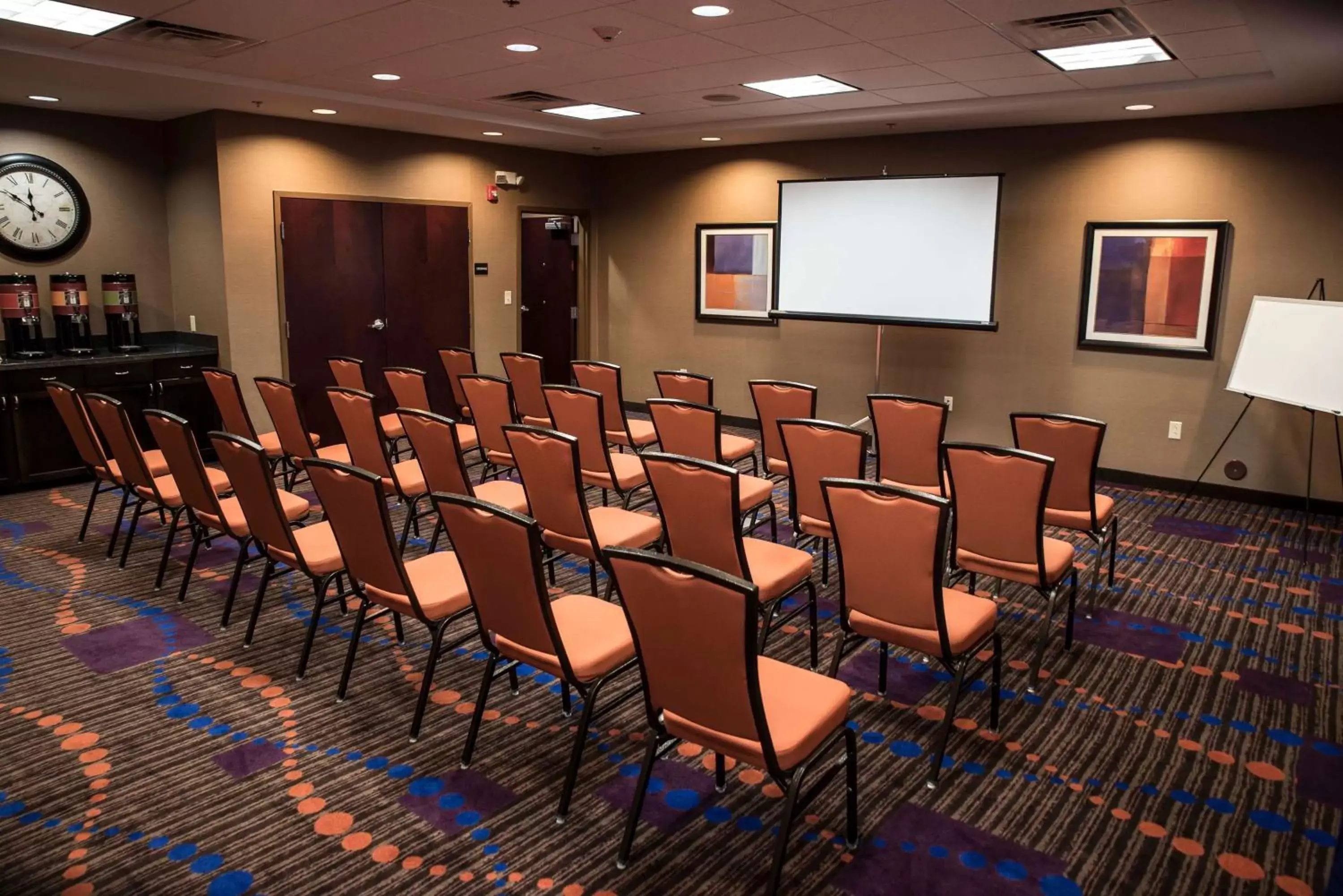 Meeting/conference room in Hampton Inn Foley