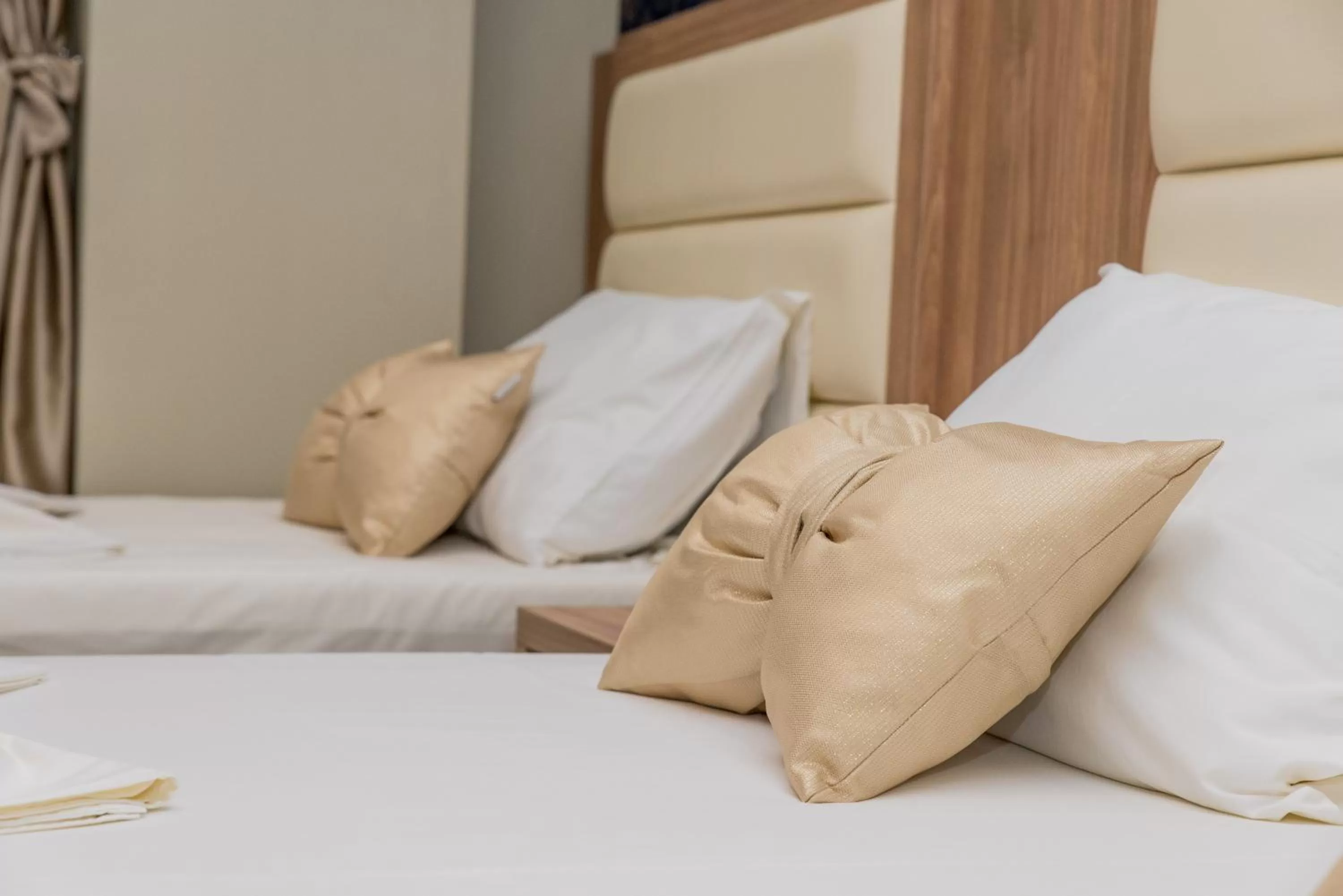 Decorative detail, Bed in Hotel Crnogorska Kuća