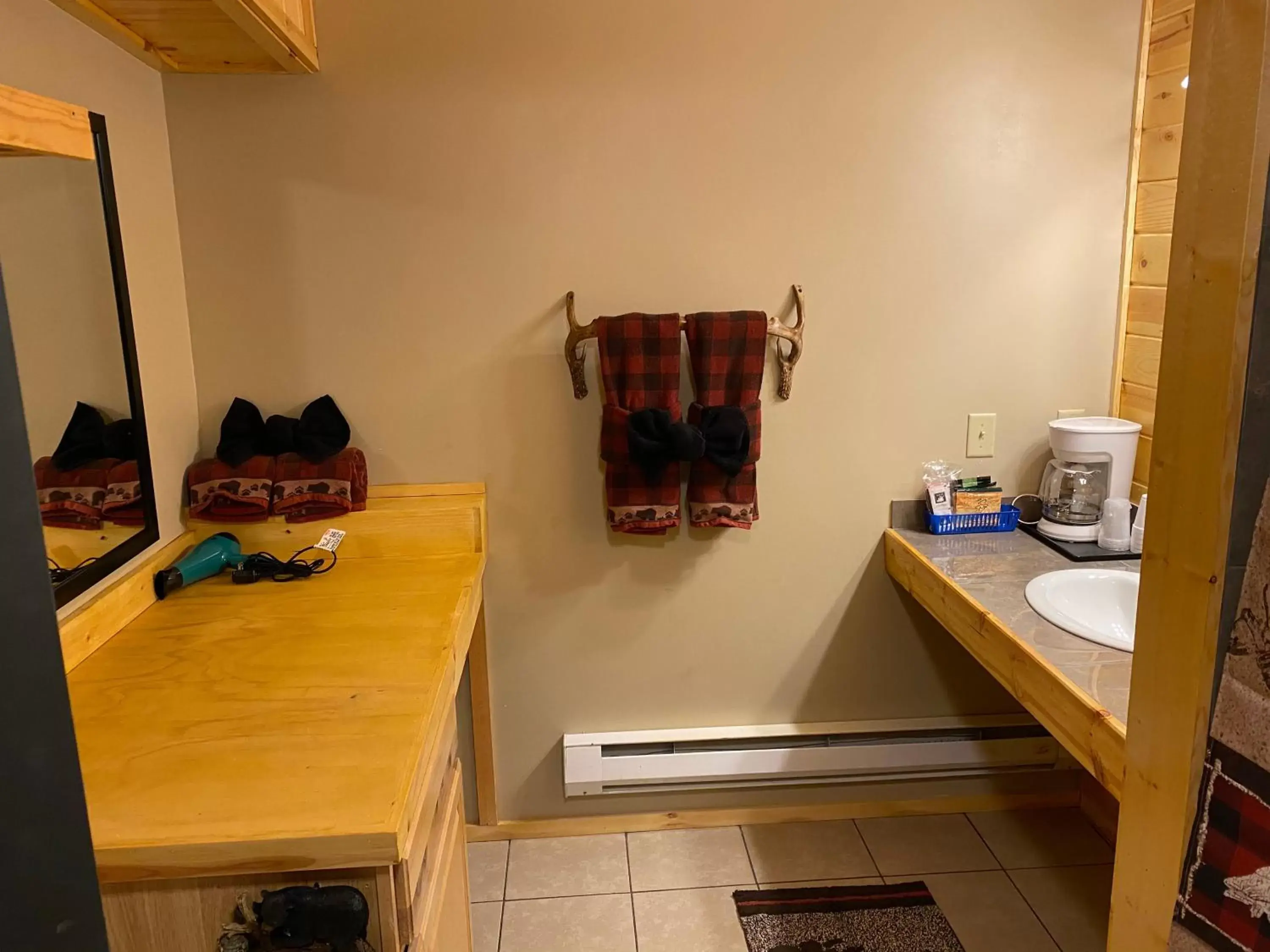 Bathroom in The Fishing Bear Lodge