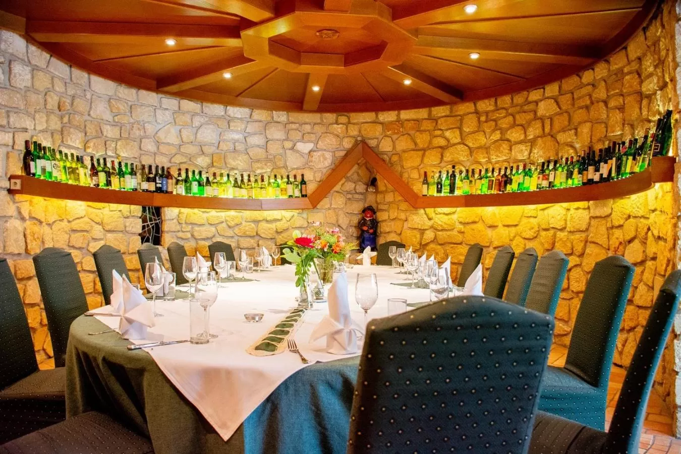 Dining area in BIRKENHOF - Tag und Nacht perfekt verbracht!