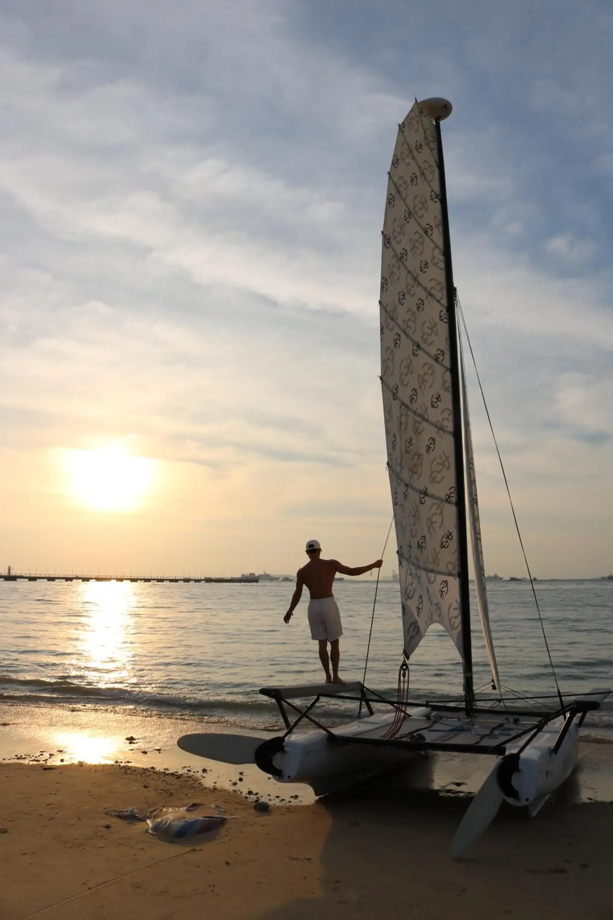 Windsurfing in Banyan Tree Sanya