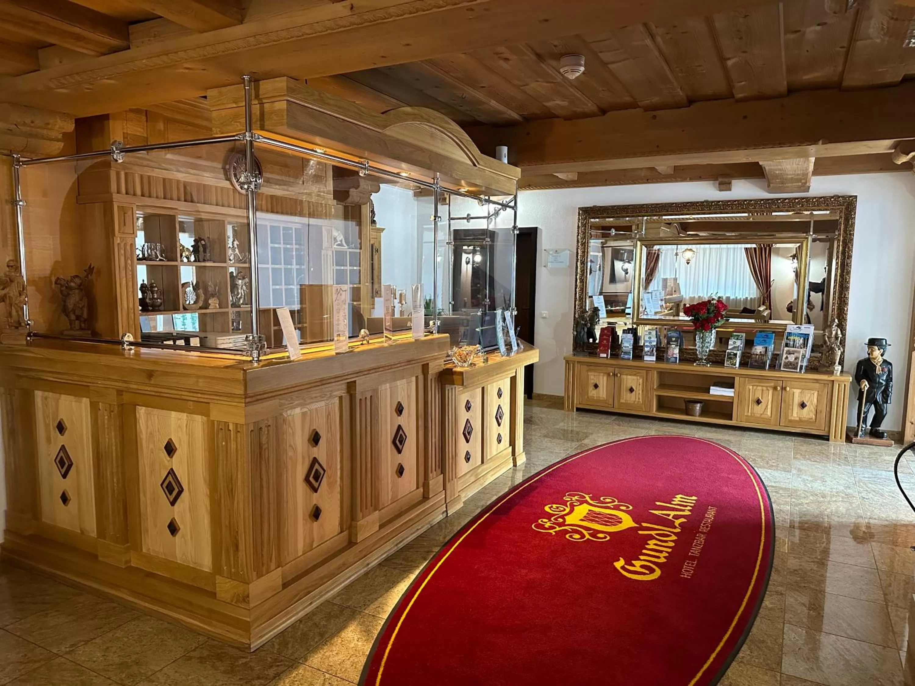 Lobby or reception in Hotel Gundl Alm