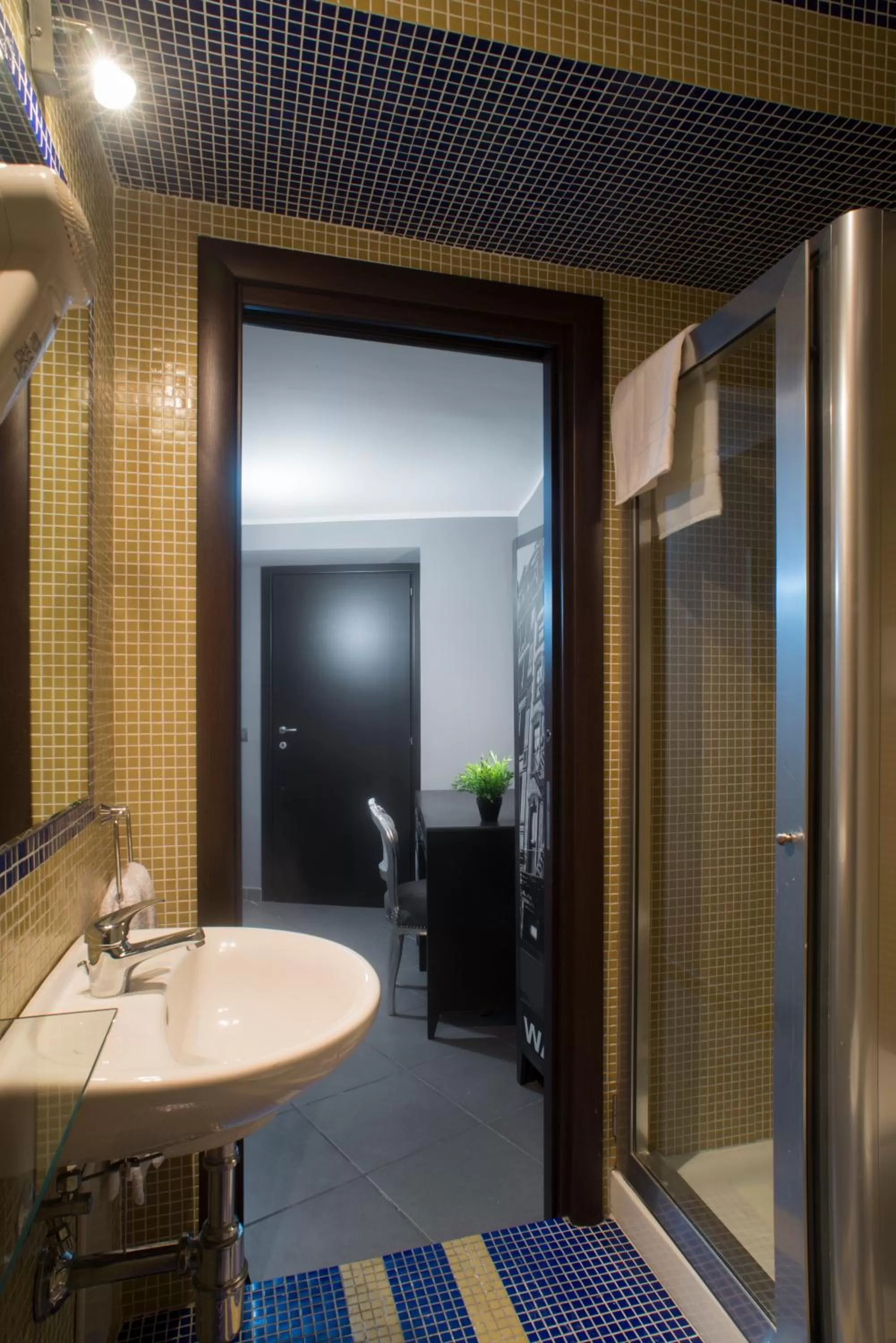 Photo of the whole room in Il Taschino Suite