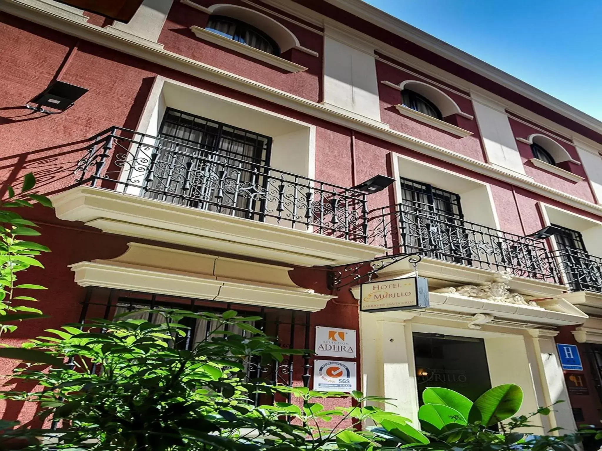 Facade/entrance, Property Building in Hotel Murillo