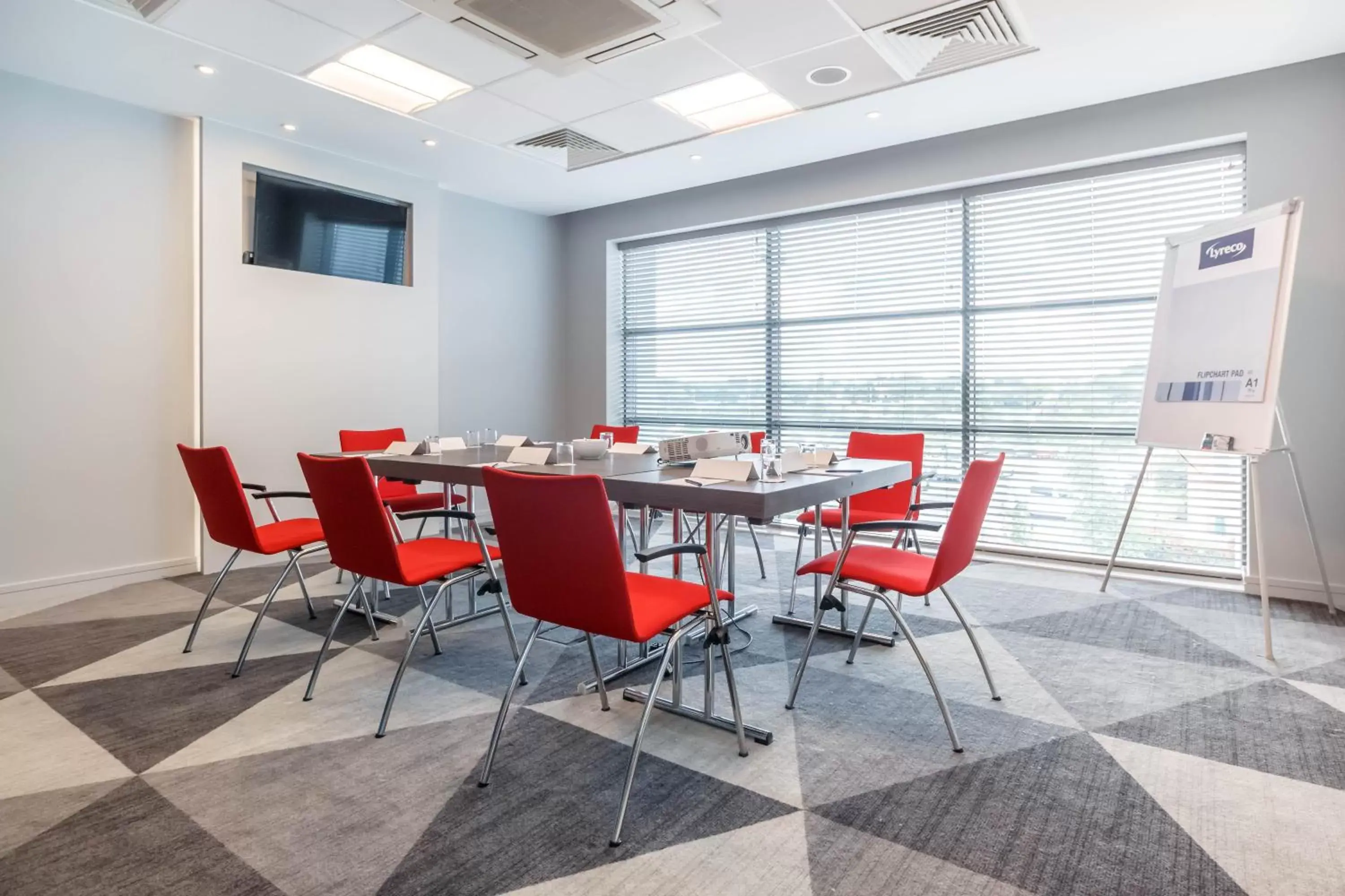 Meeting/conference room in Holiday Inn Express Walsall M6, J10, an IHG Hotel