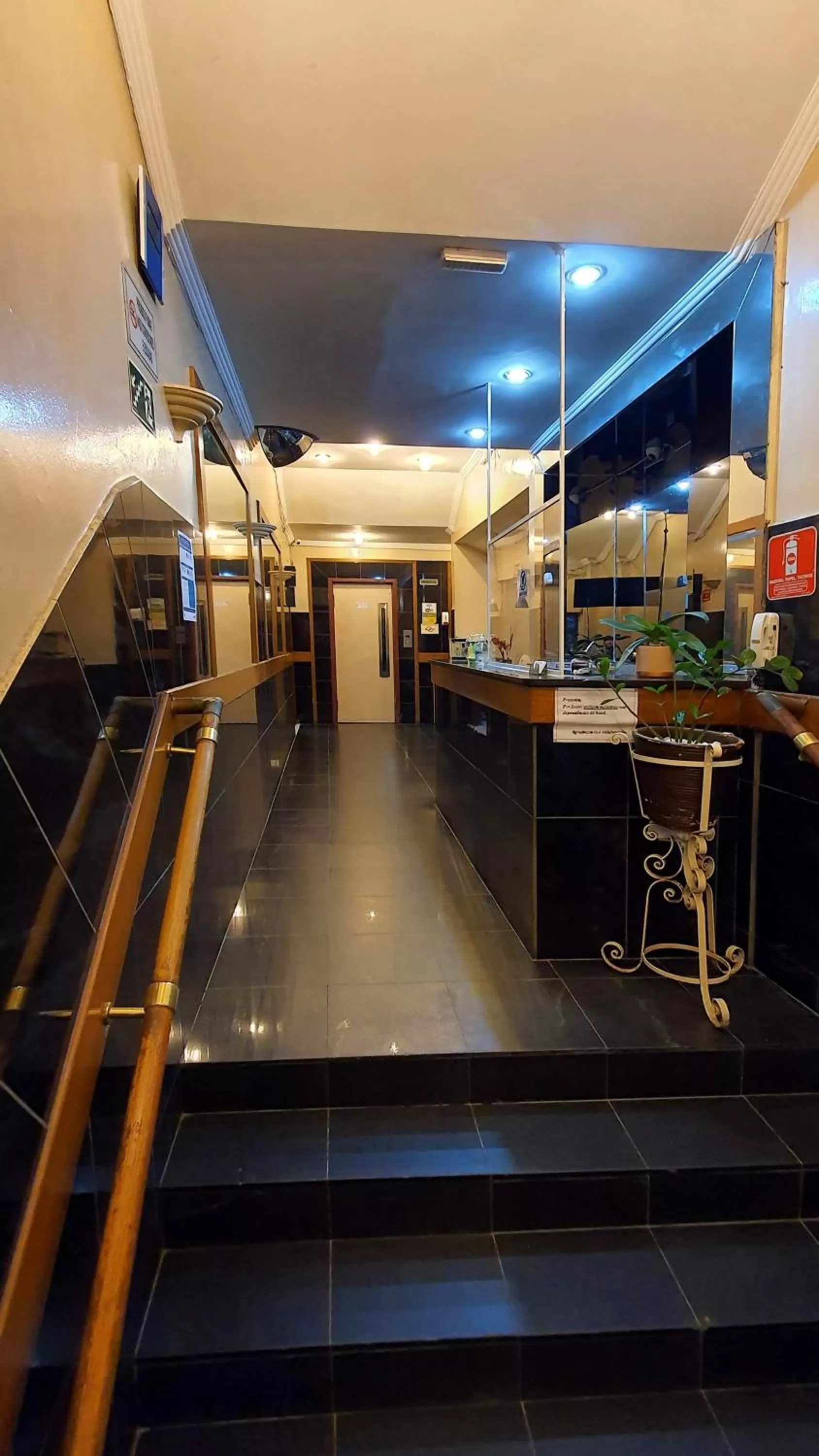 Lobby or reception in Hotel Plaza Olido