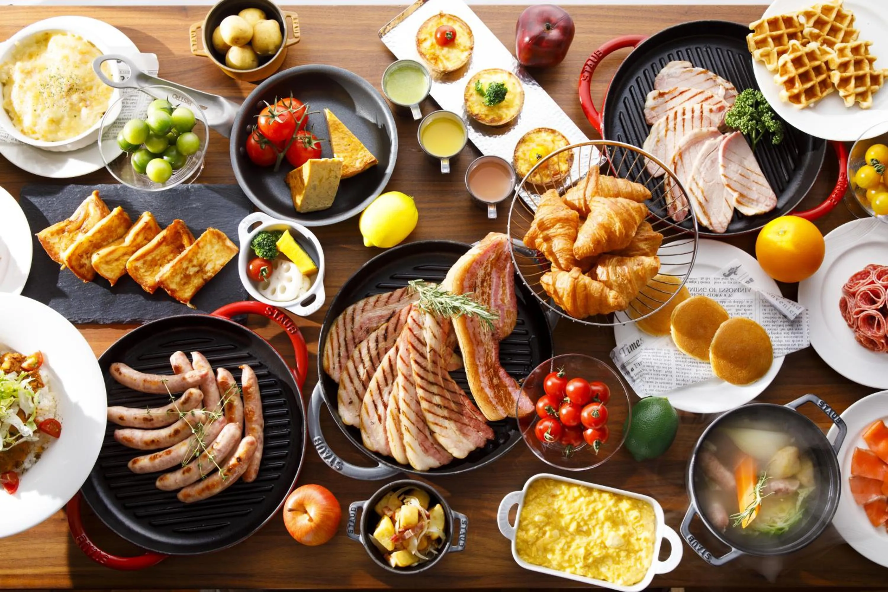 Restaurant/places to eat in Hyatt Regency Yokohama